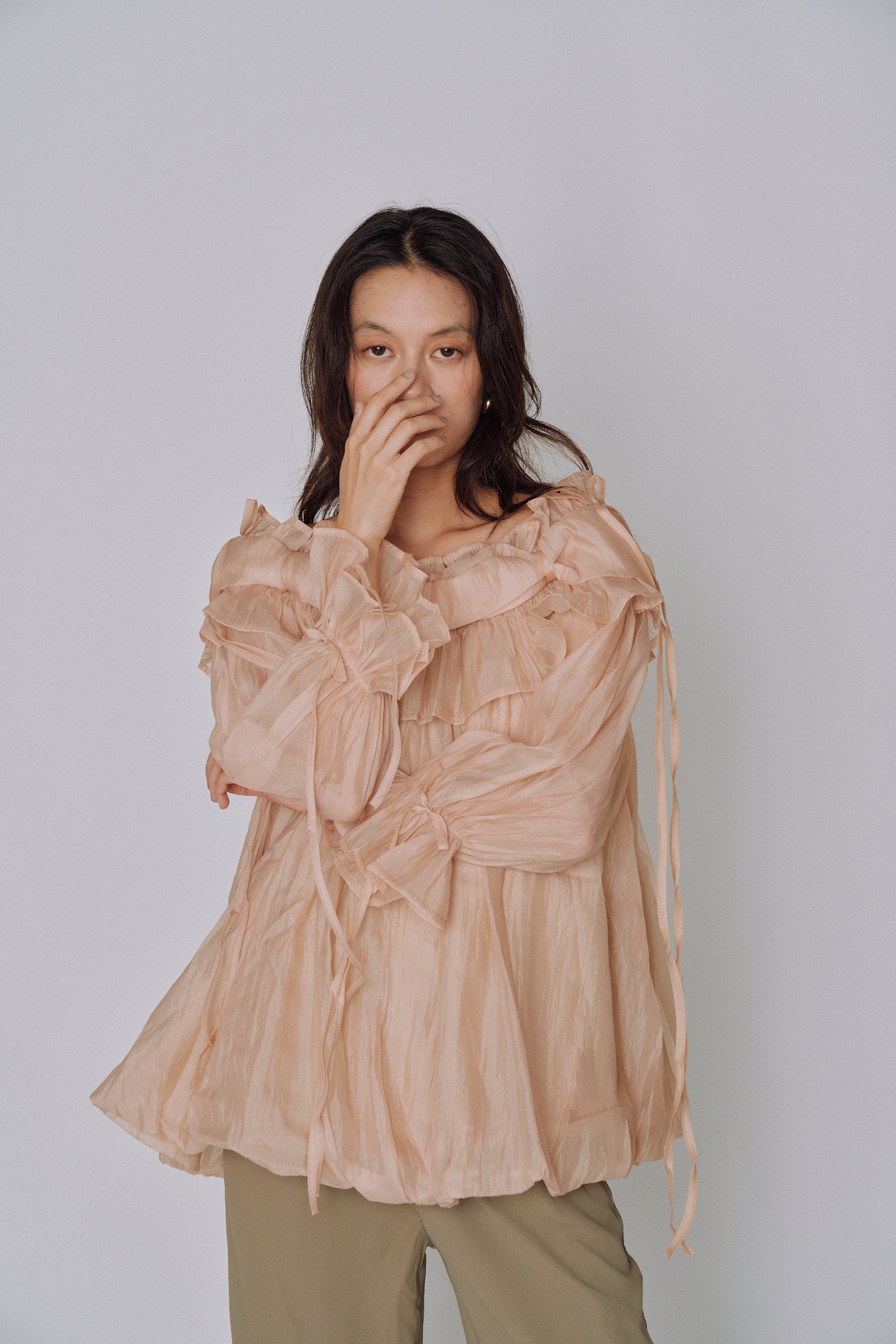 Cloud Ruffle Off-Shoulder Blouse