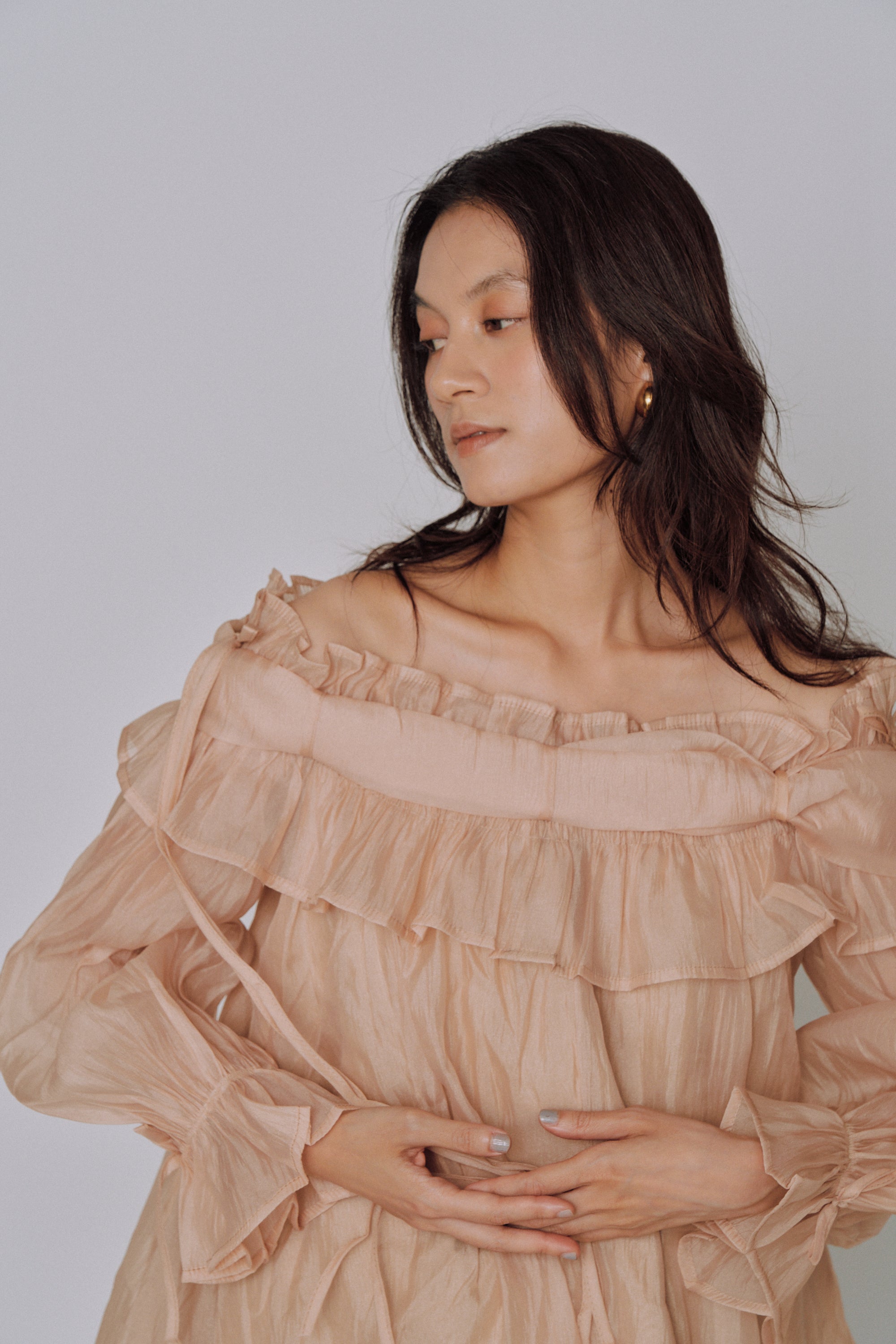 Cloud Ruffle Off-Shoulder Blouse