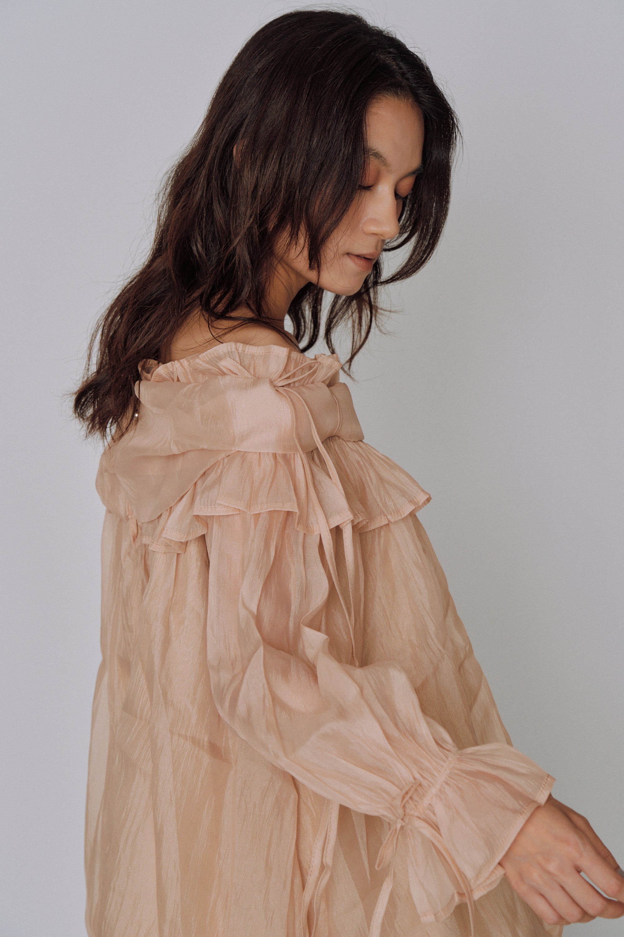 Cloud Ruffle Off-Shoulder Blouse