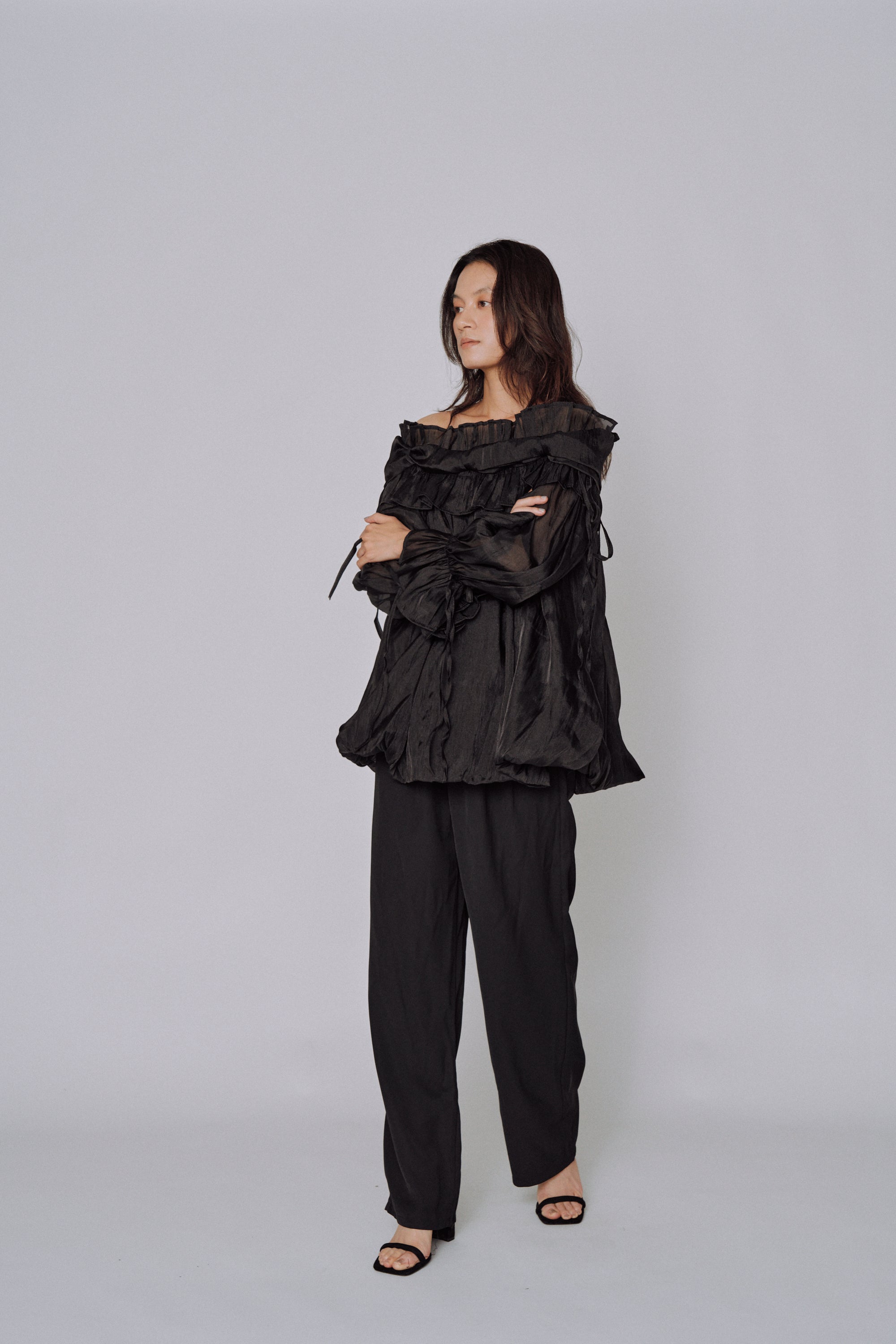 Cloud Ruffle Off-Shoulder Blouse