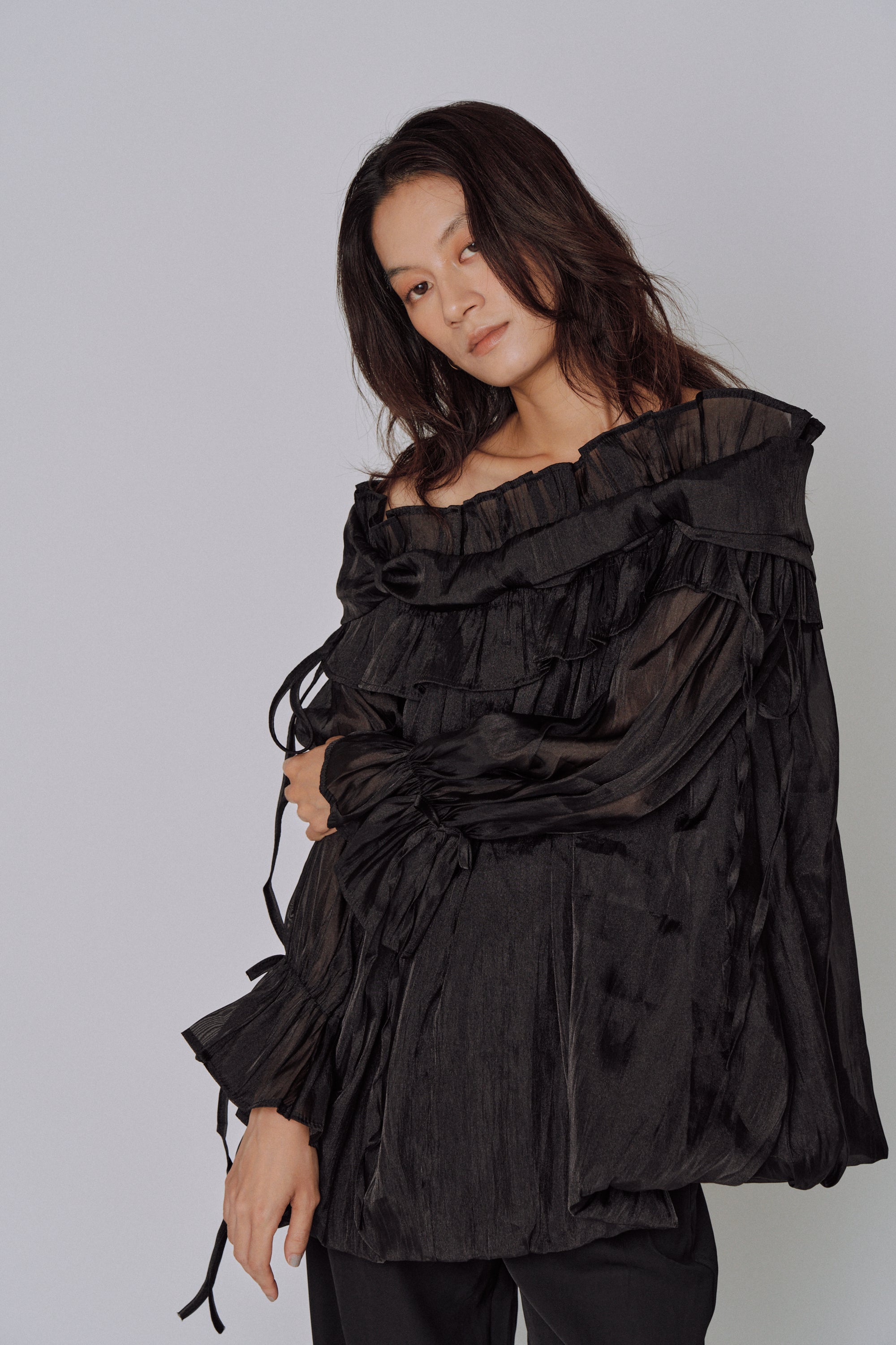Cloud Ruffle Off-Shoulder Blouse