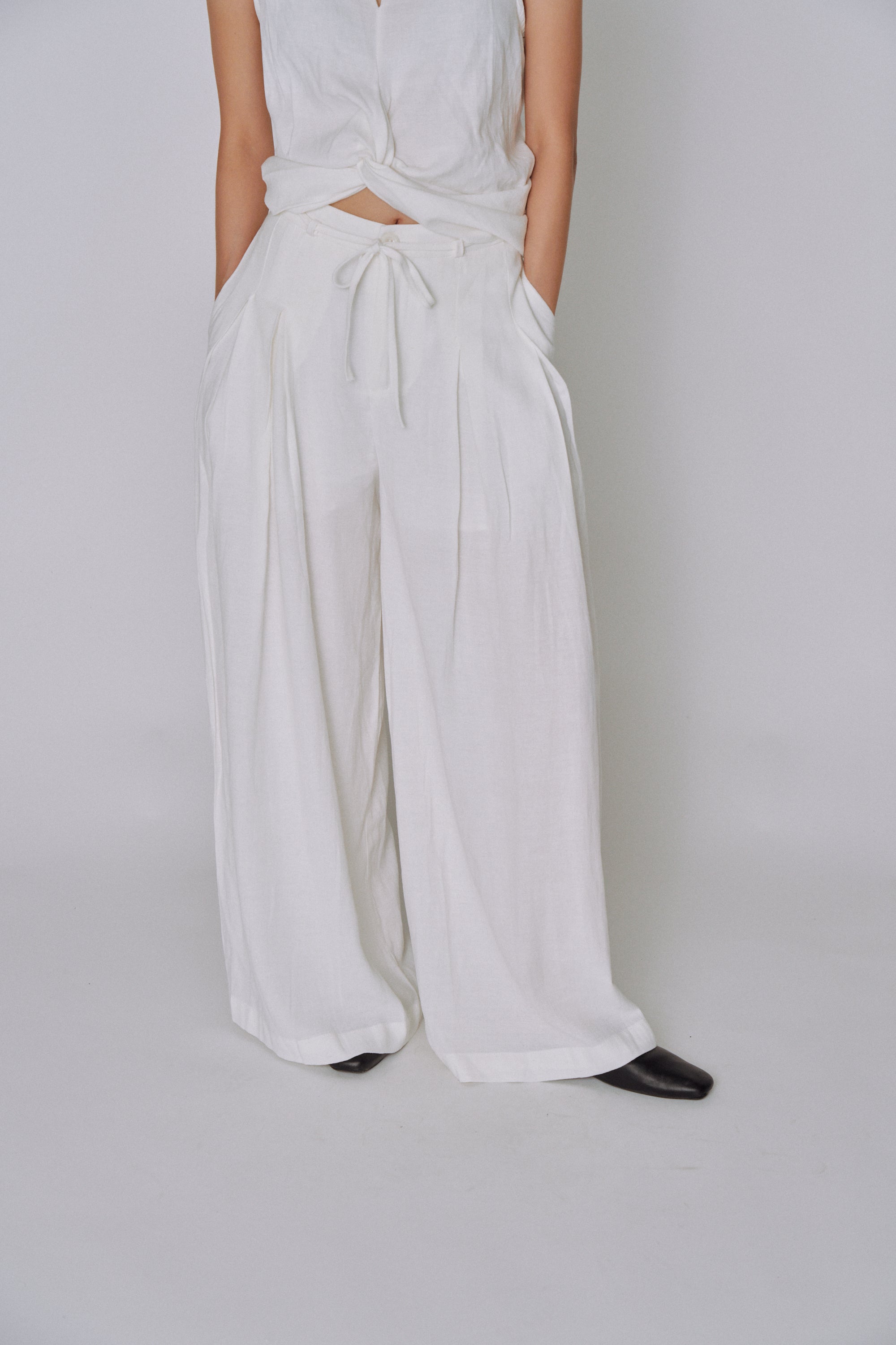 Twist Front Linen Set