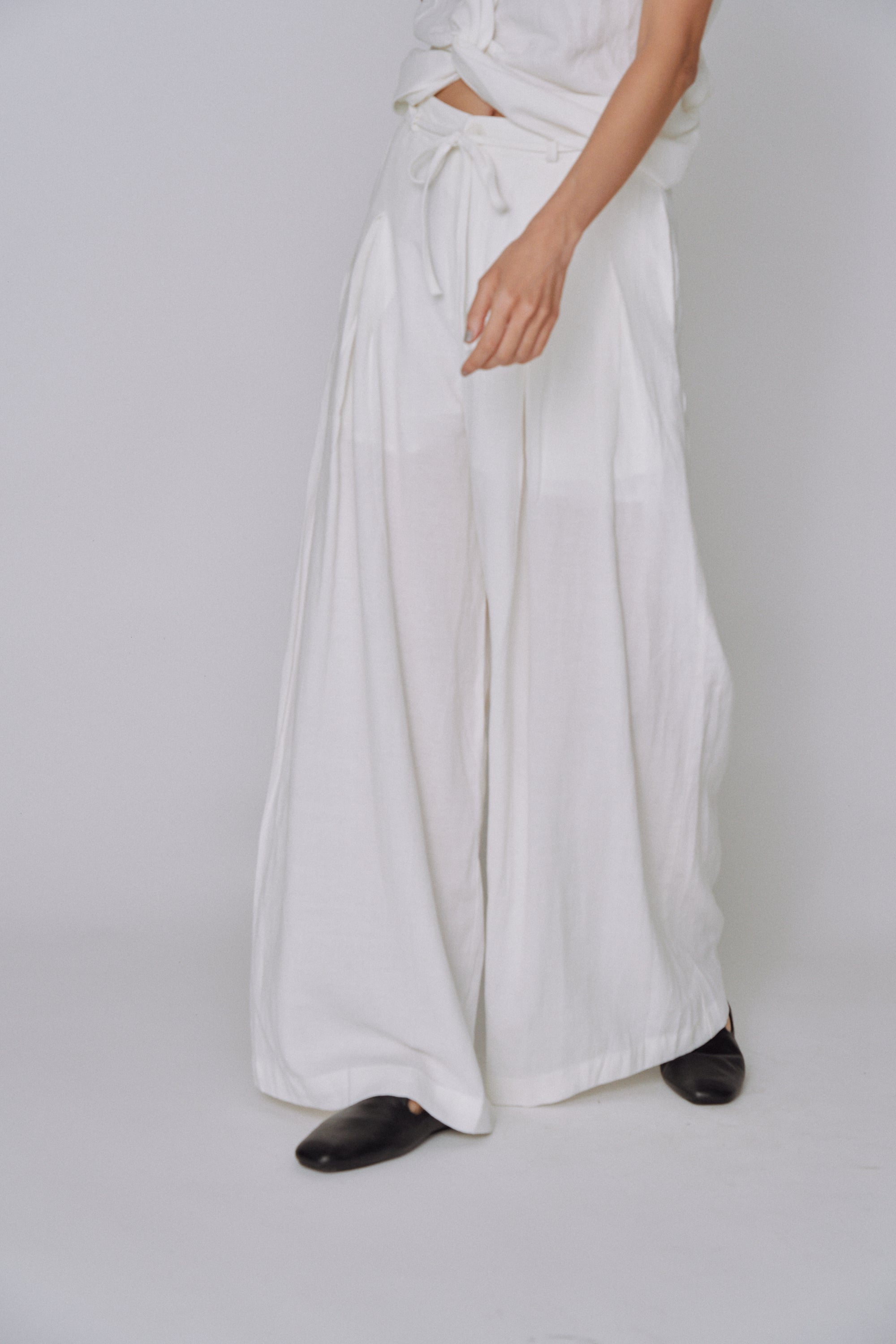 Twist Front Linen Set