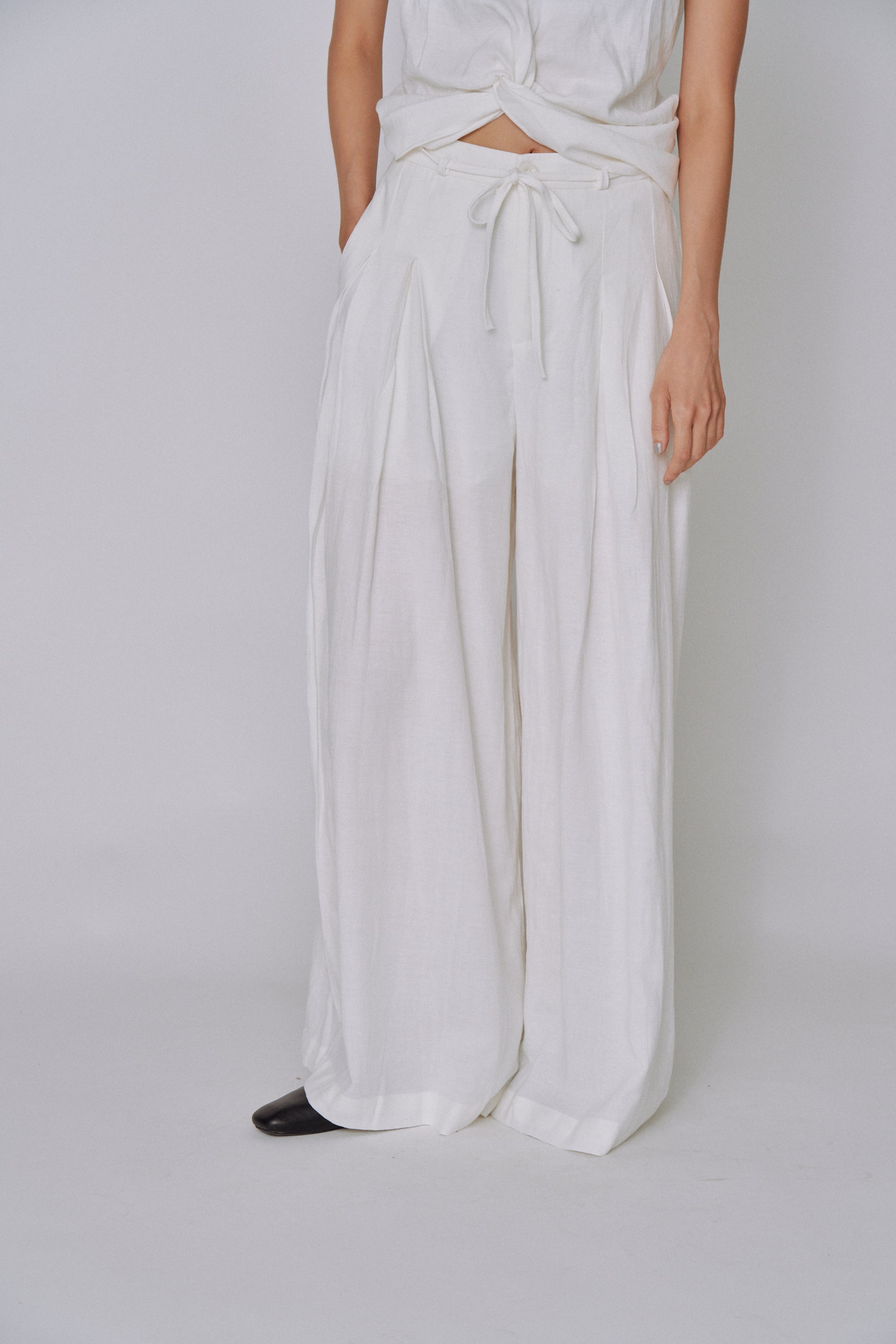 Twist Front Linen Set