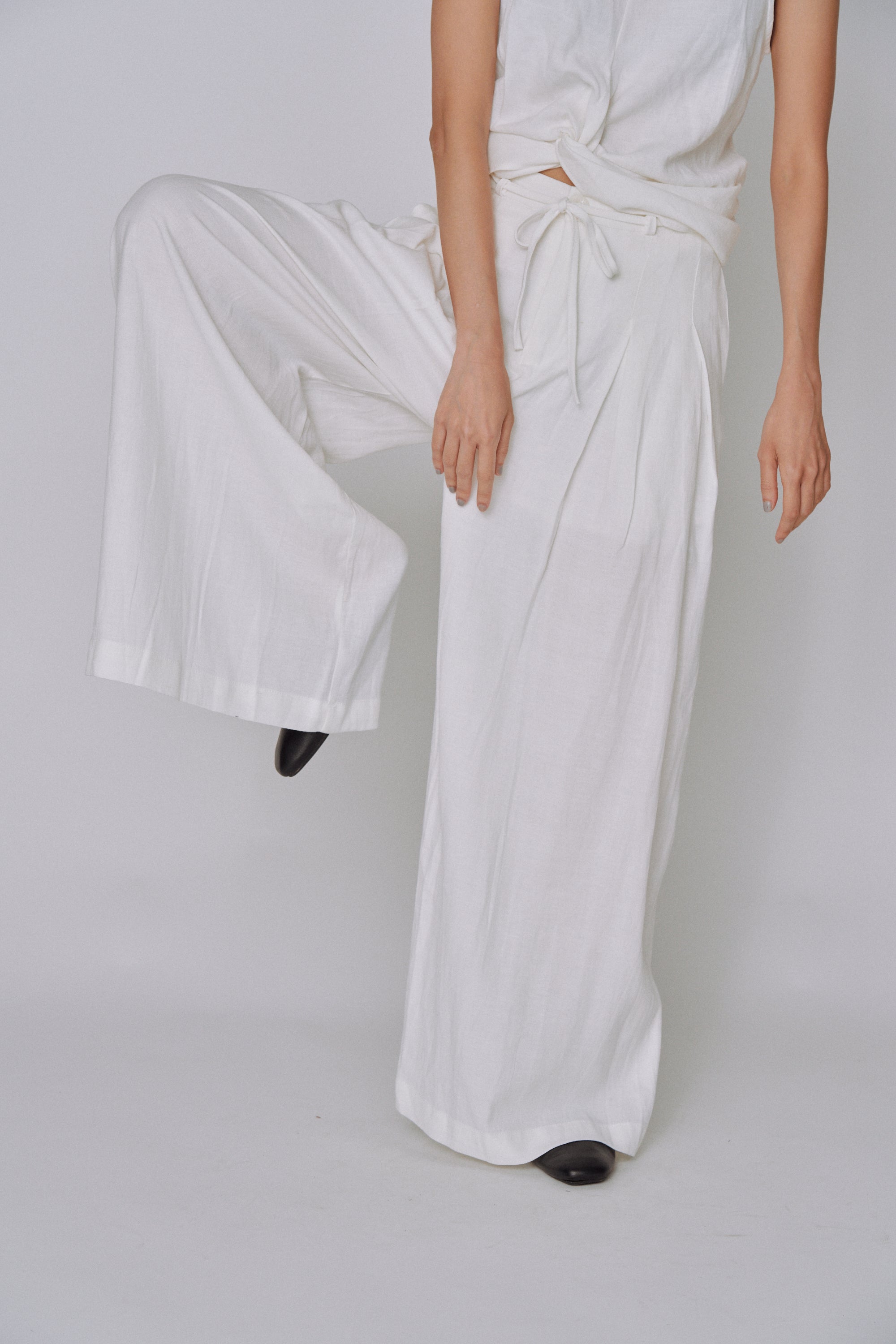 Twist Front Linen Set