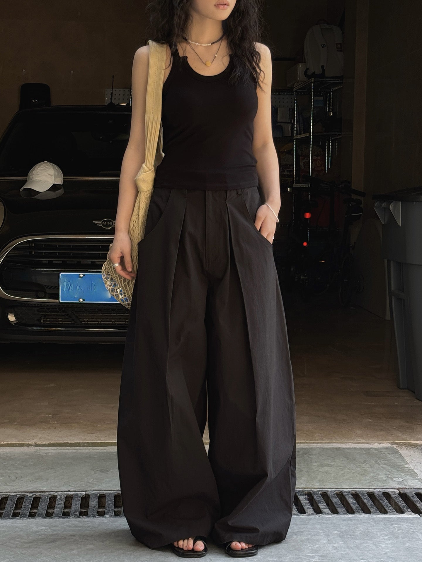 Ultra Wide High-Waist Tuck Pants