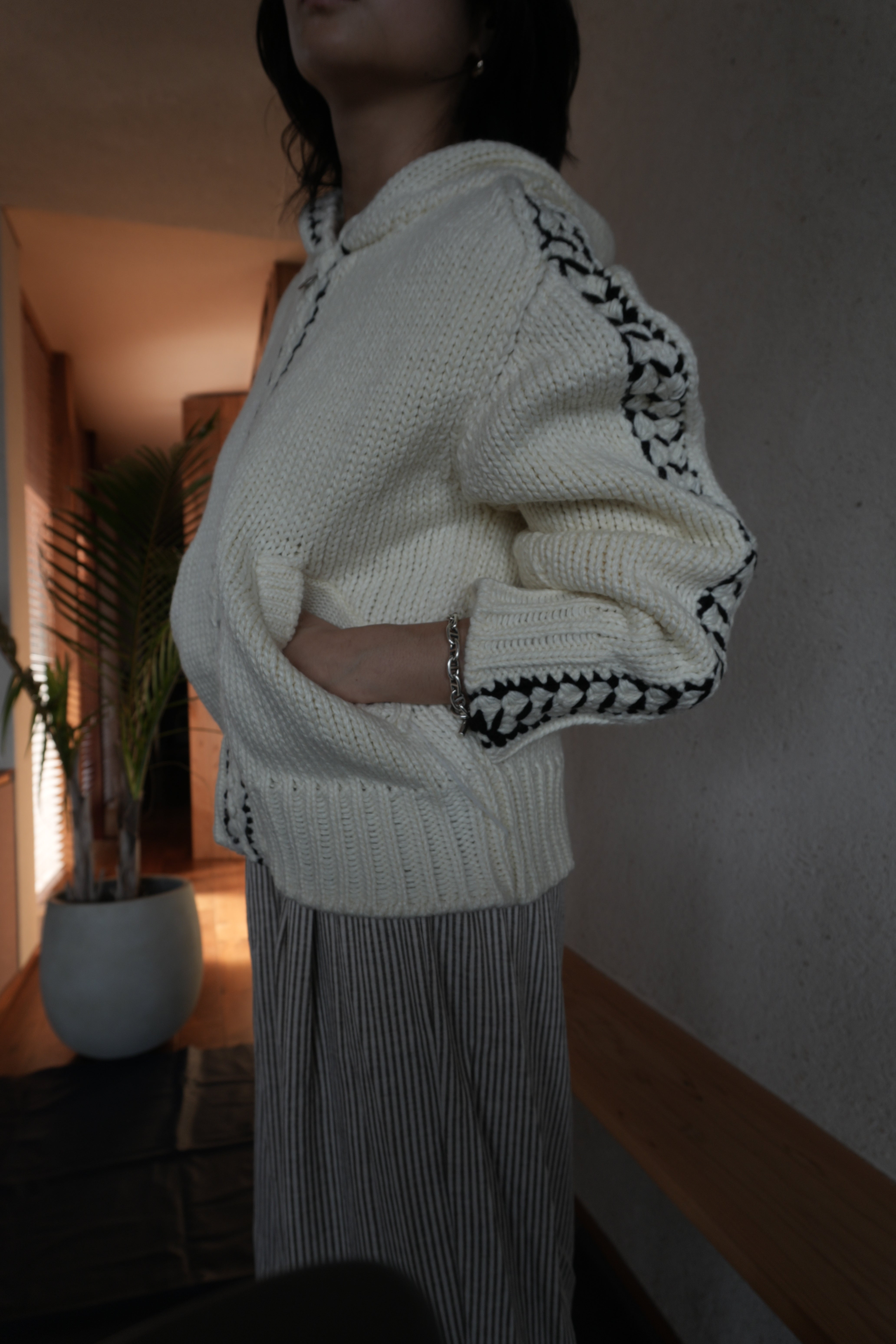 Cozy stich hood knit