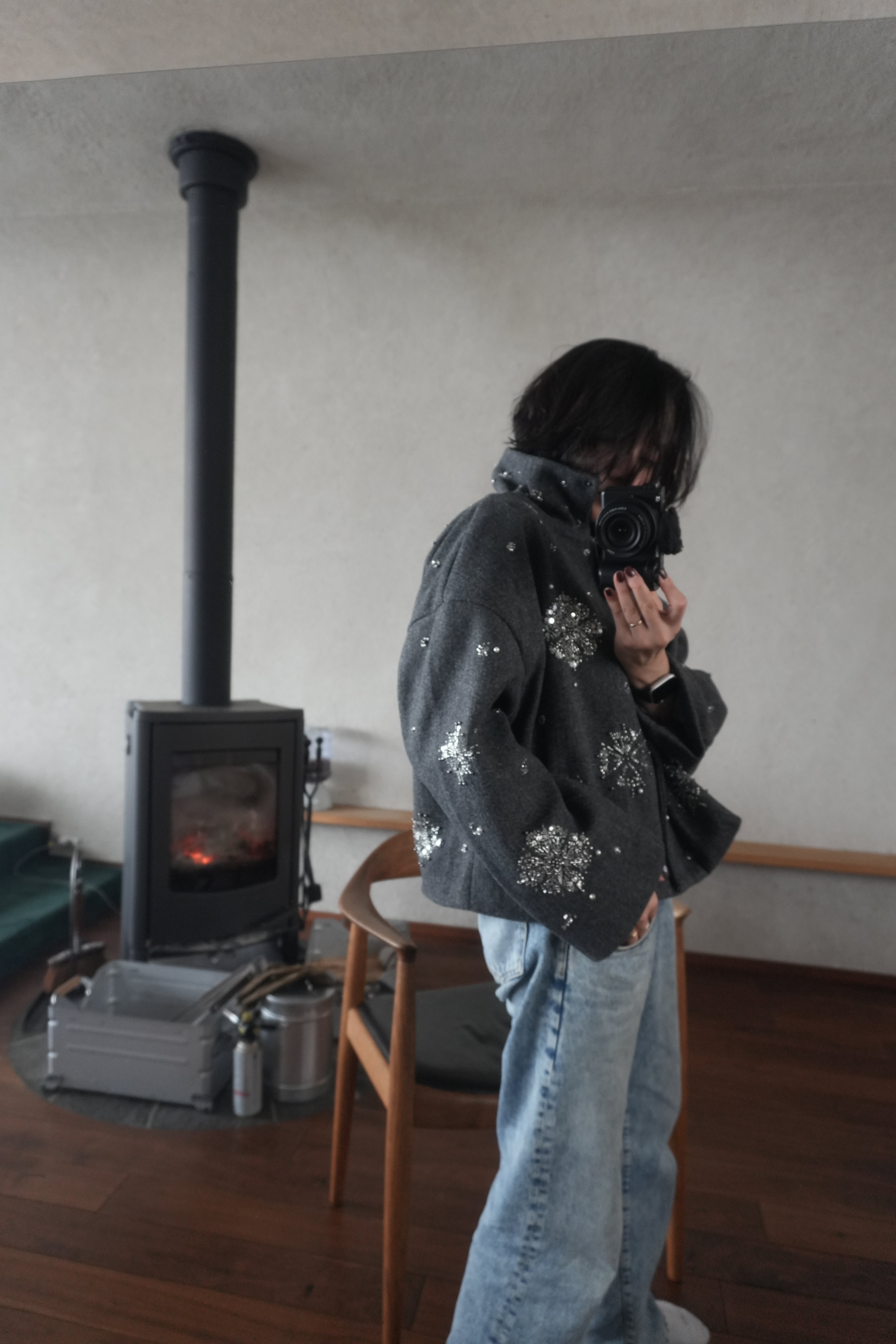 Beaded wool short jacket
