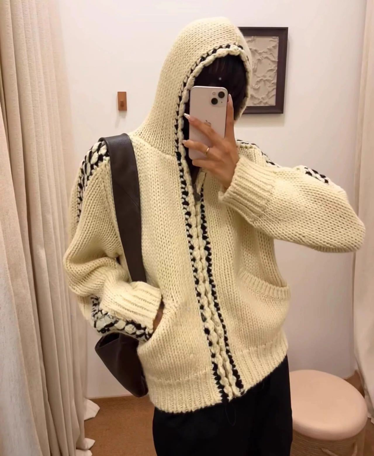 Cozy stich hood knit