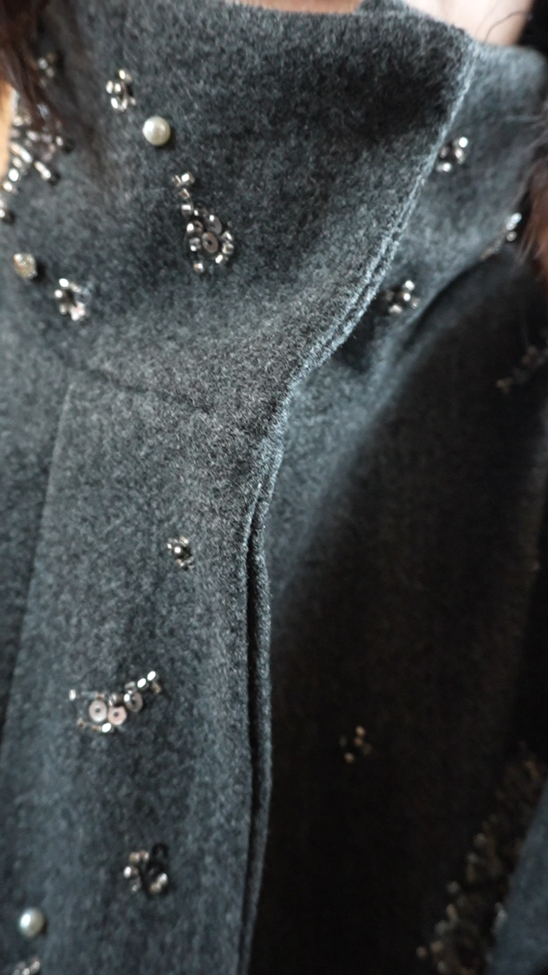 Beaded wool short jacket