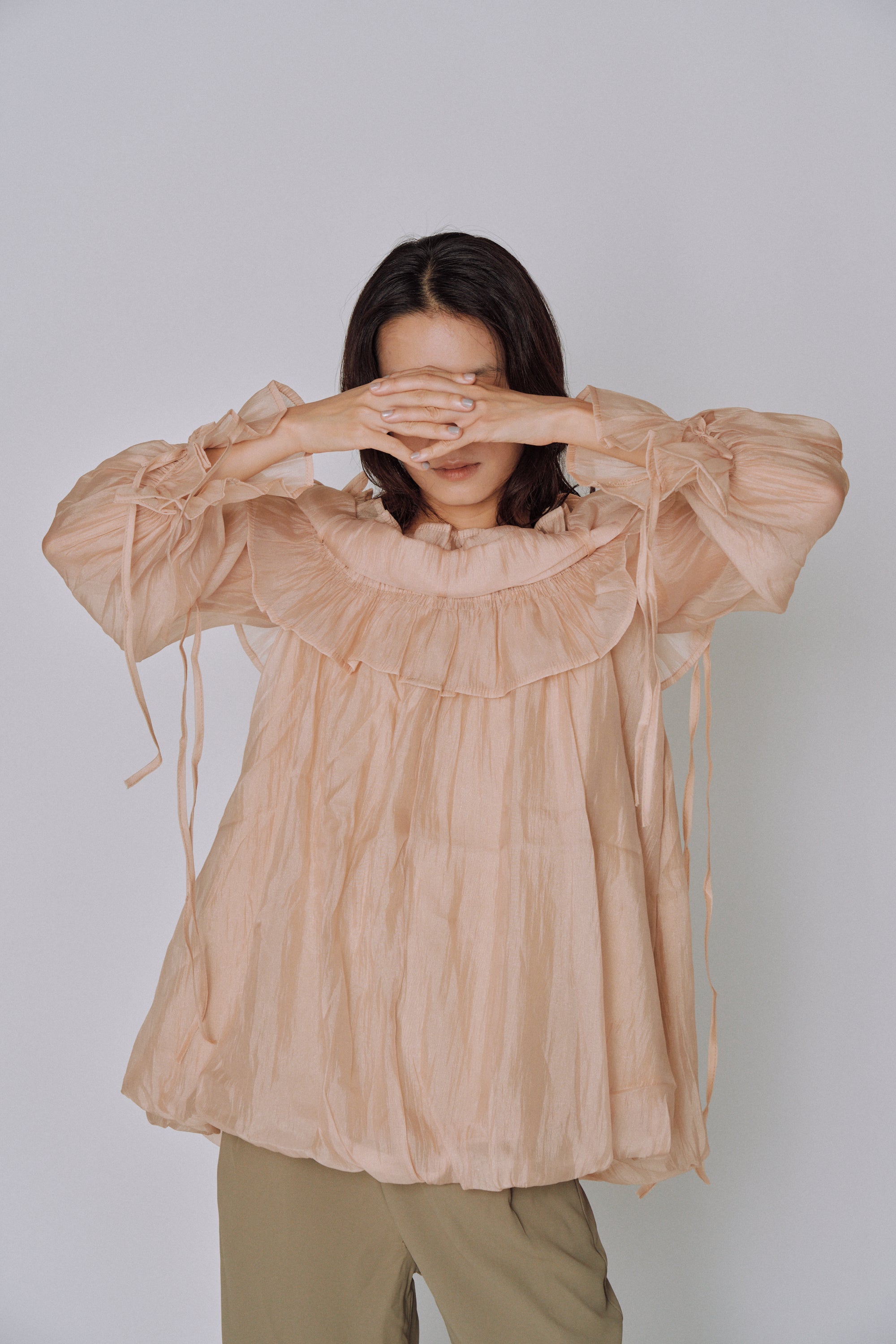 Cloud Ruffle Off-Shoulder Blouse