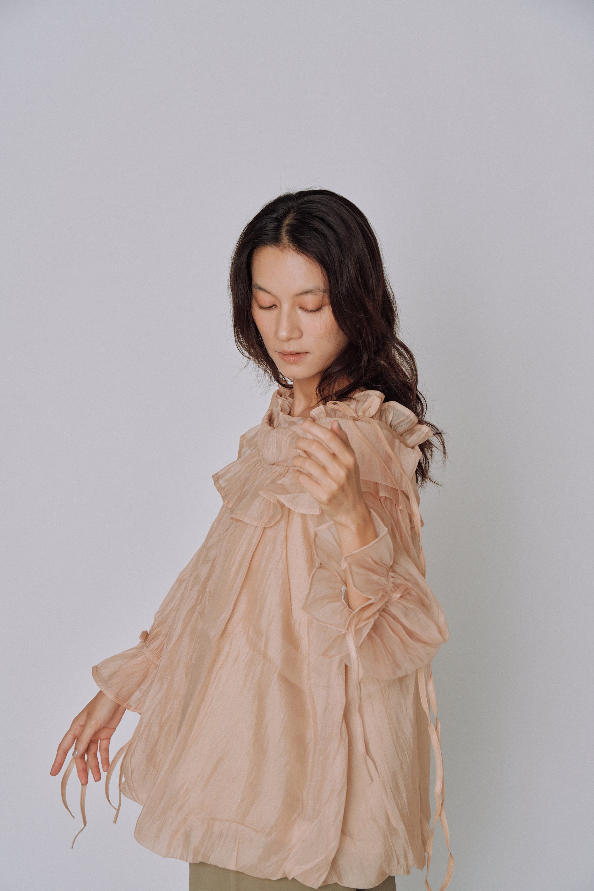 Cloud Ruffle Off-Shoulder Blouse