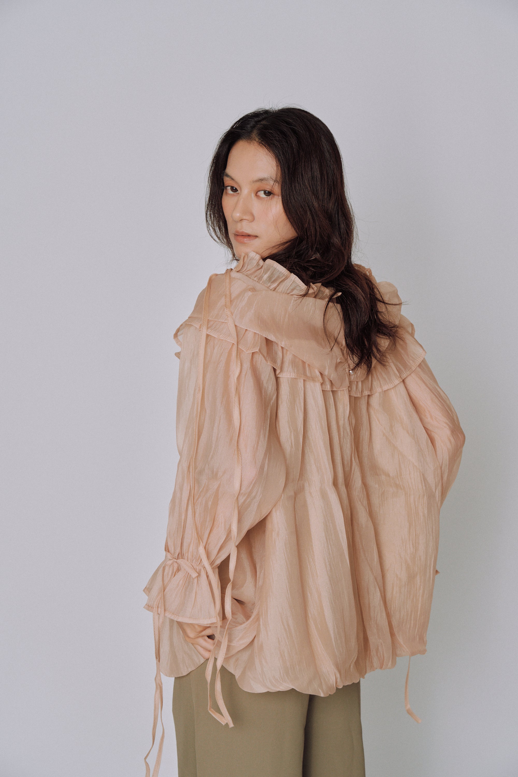 Cloud Ruffle Off-Shoulder Blouse