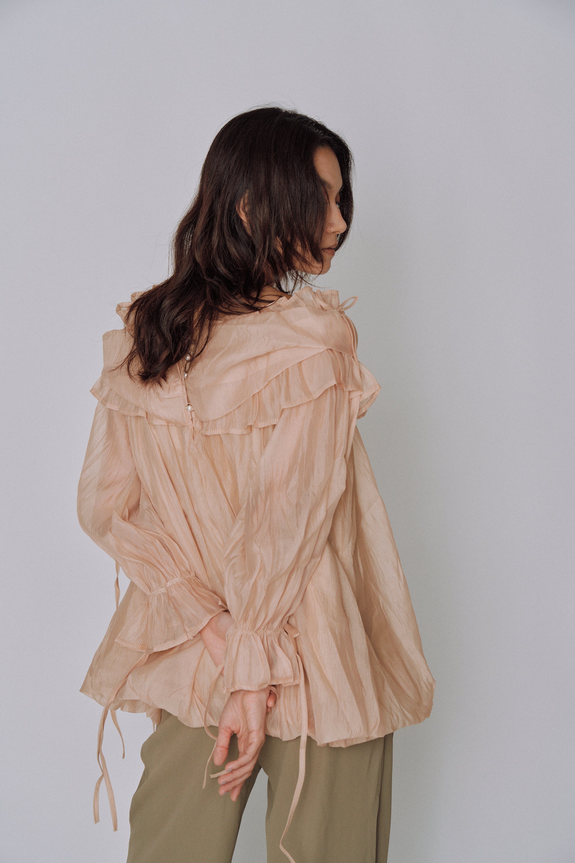 Cloud Ruffle Off-Shoulder Blouse