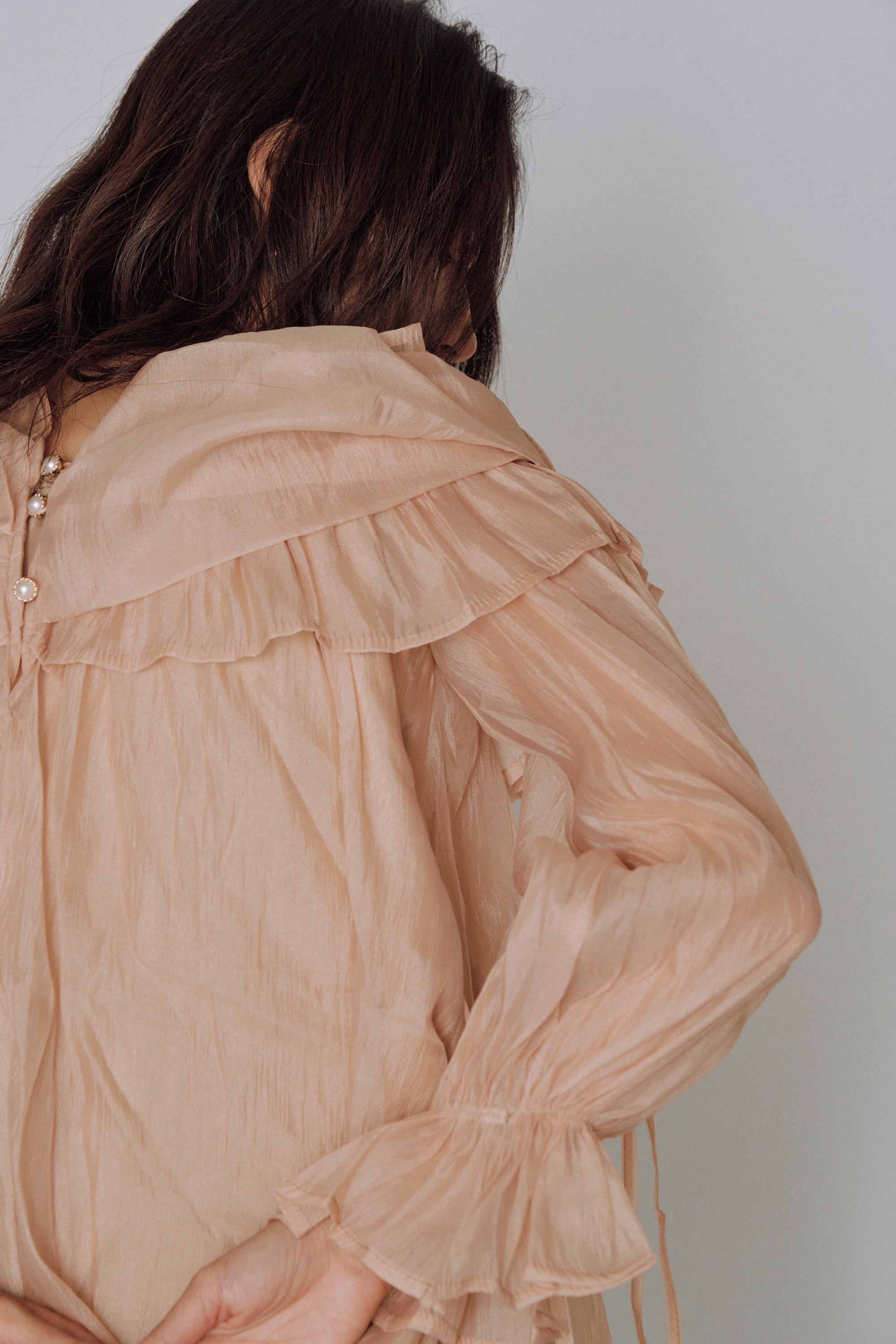 Cloud Ruffle Off-Shoulder Blouse