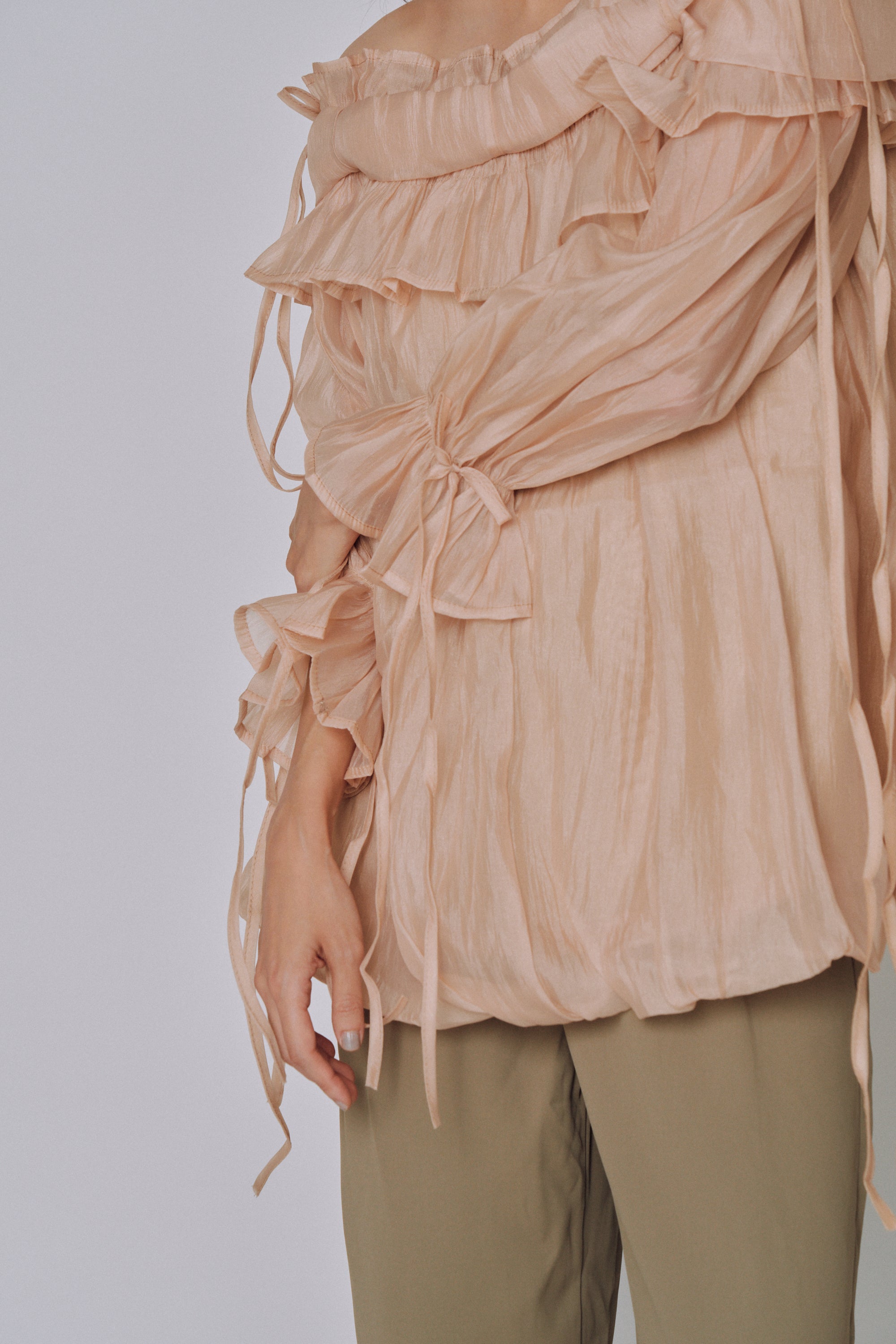 Cloud Ruffle Off-Shoulder Blouse