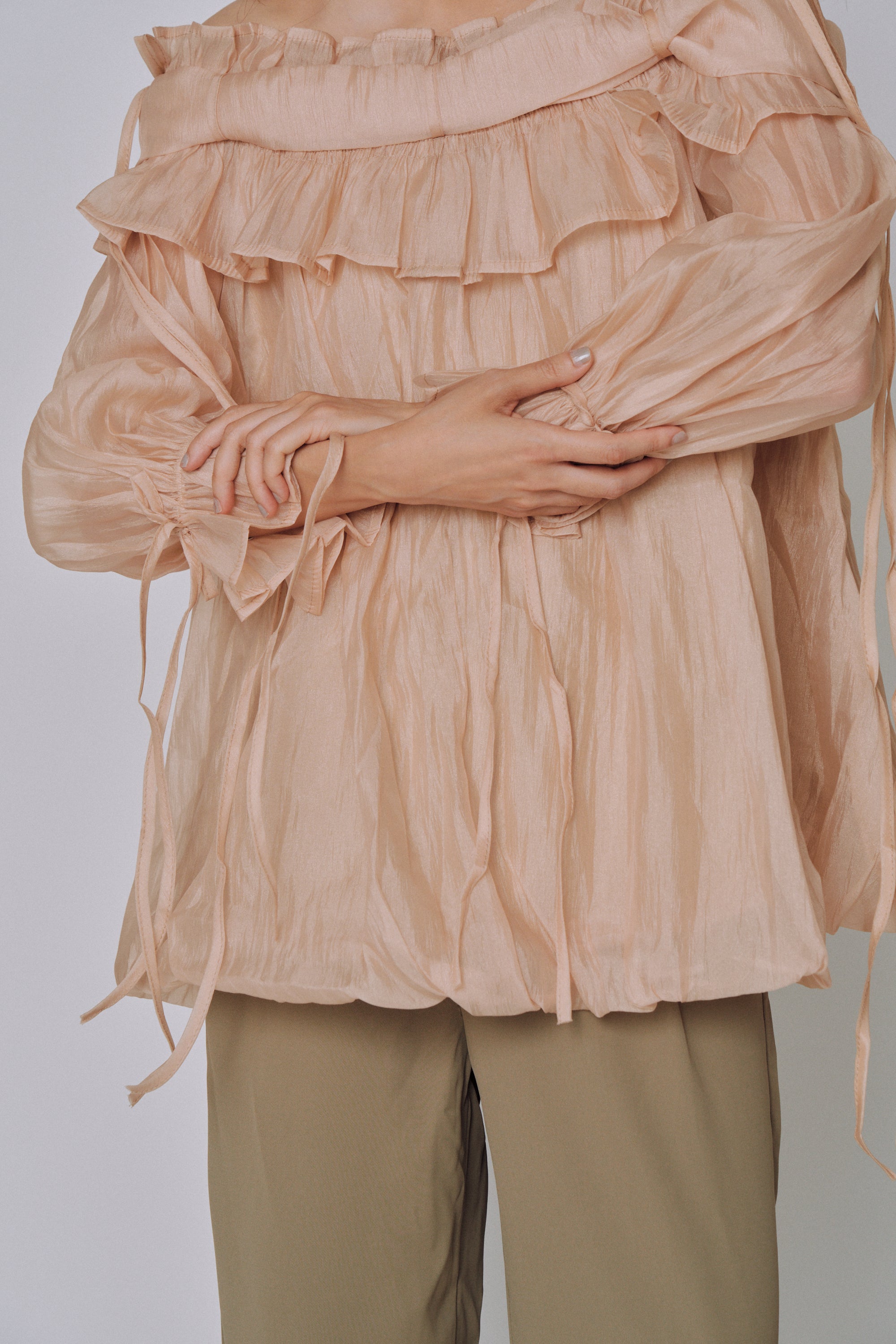 Cloud Ruffle Off-Shoulder Blouse