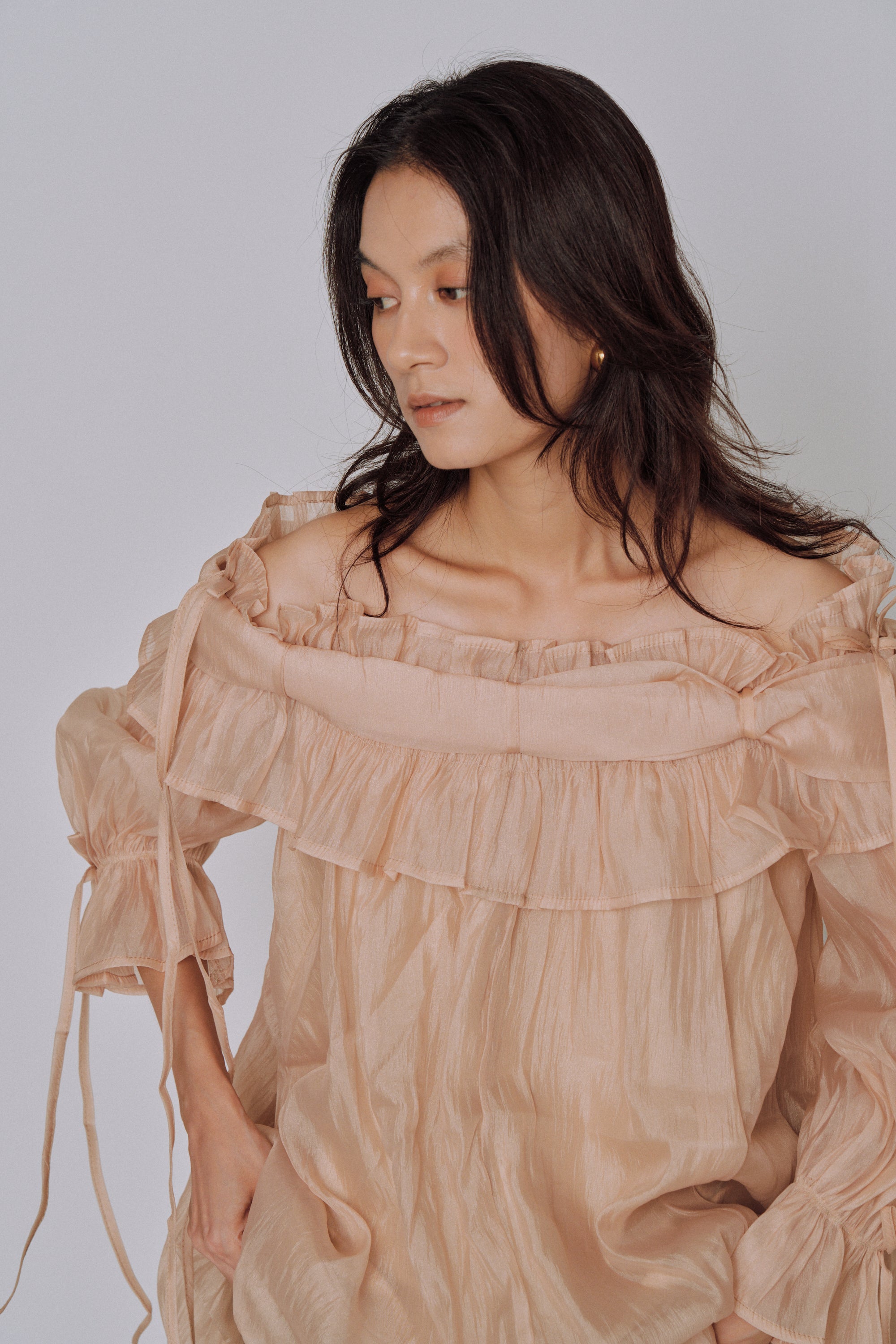 Cloud Ruffle Off-Shoulder Blouse
