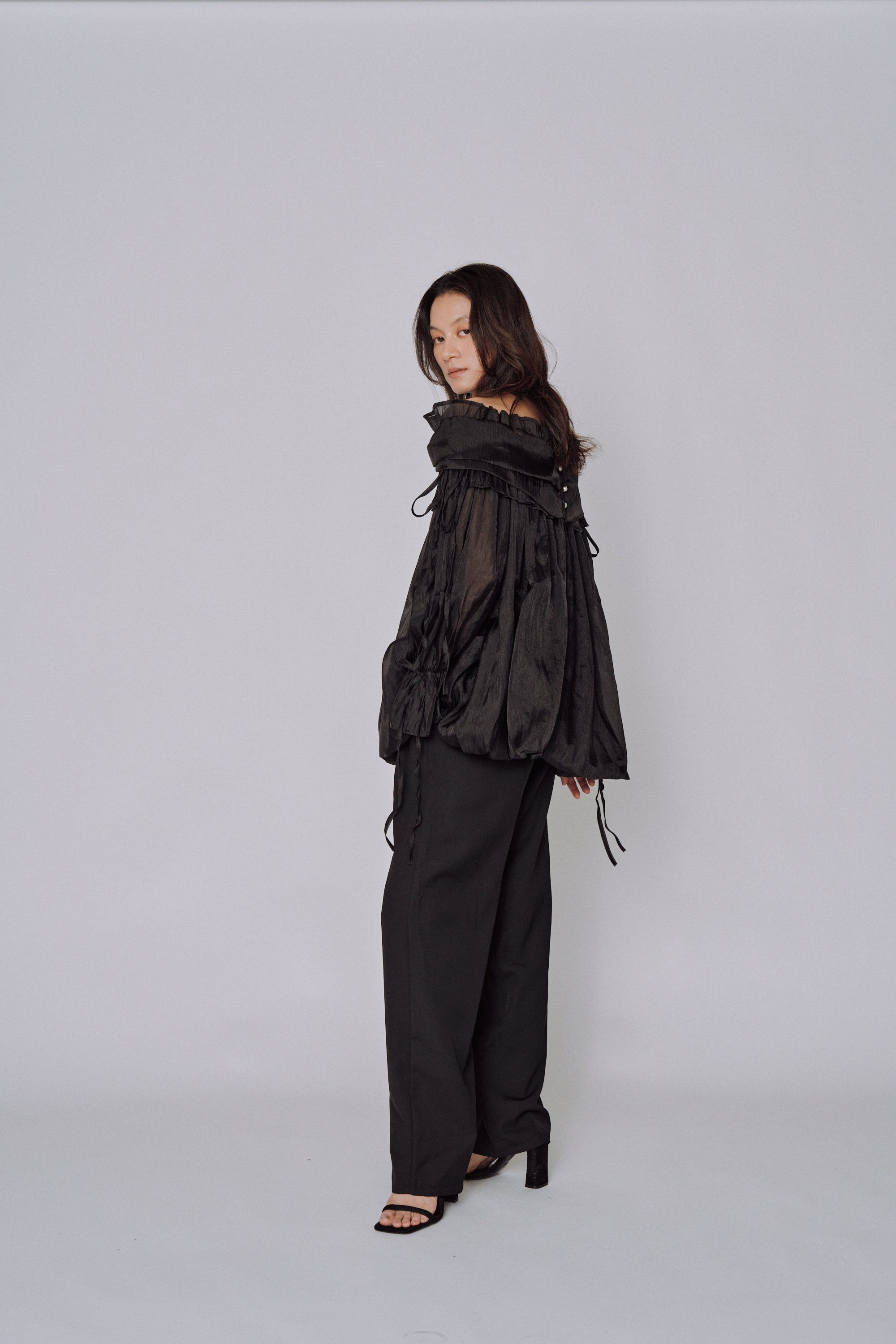 Cloud Ruffle Off-Shoulder Blouse