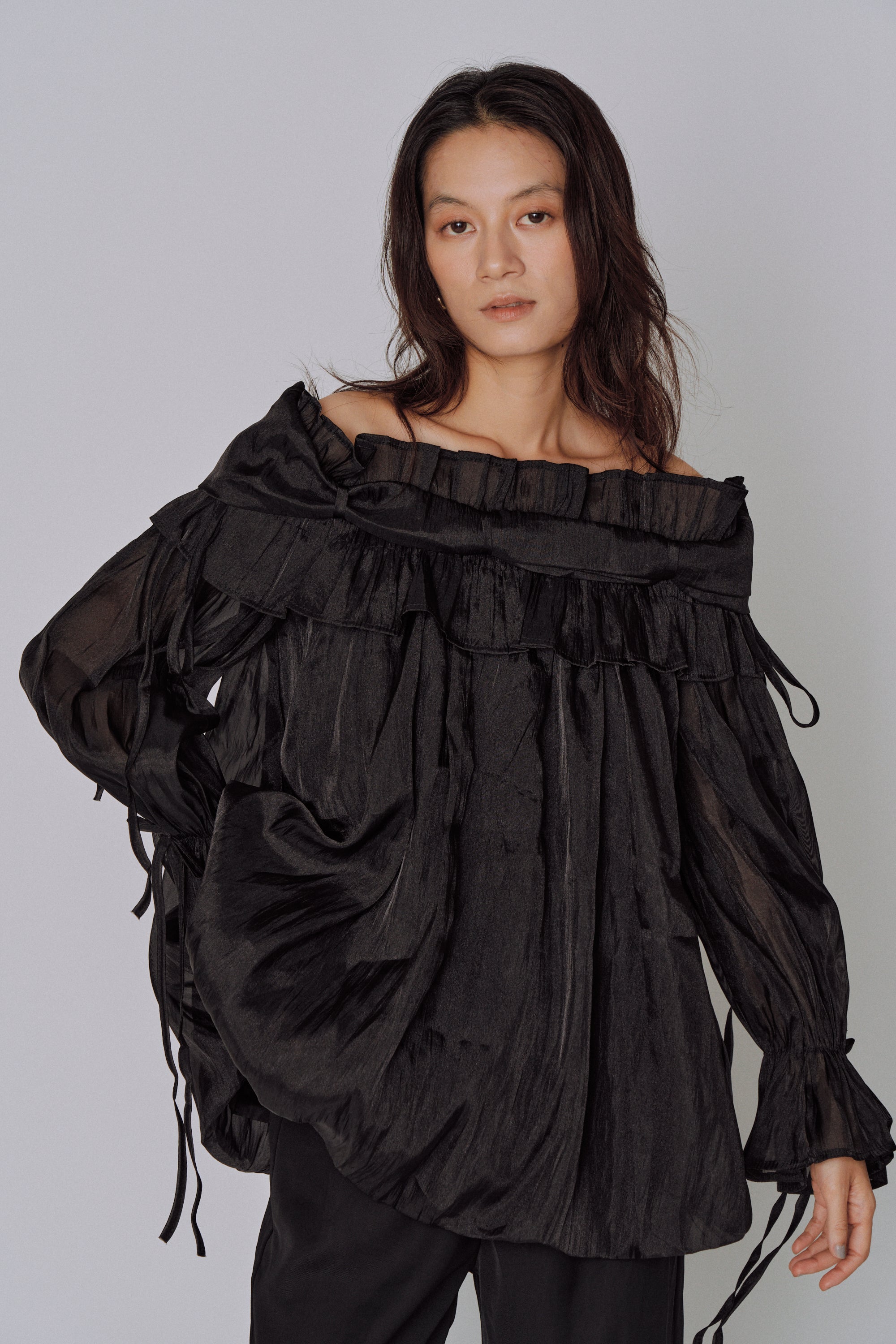 Cloud Ruffle Off-Shoulder Blouse