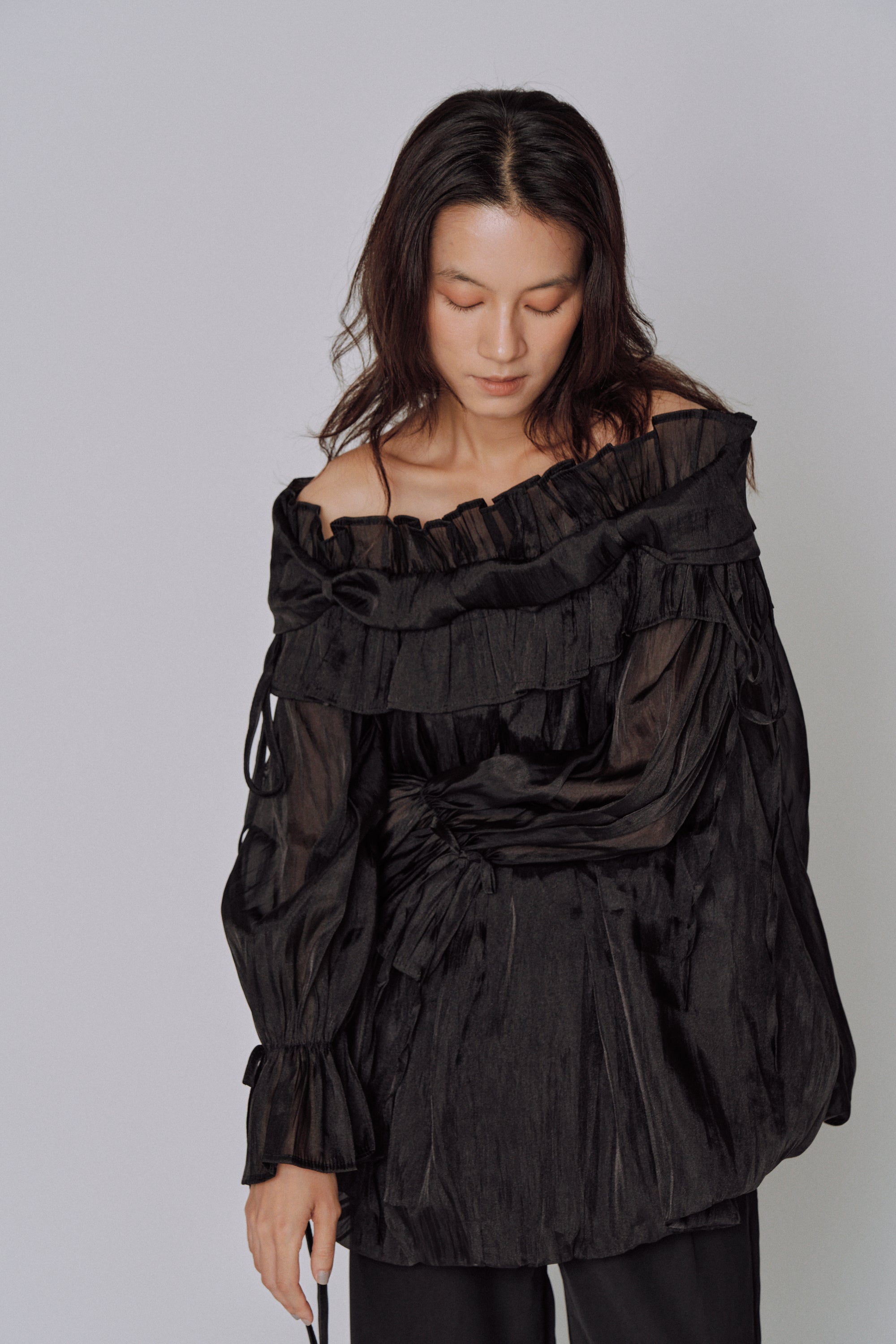 Cloud Ruffle Off-Shoulder Blouse
