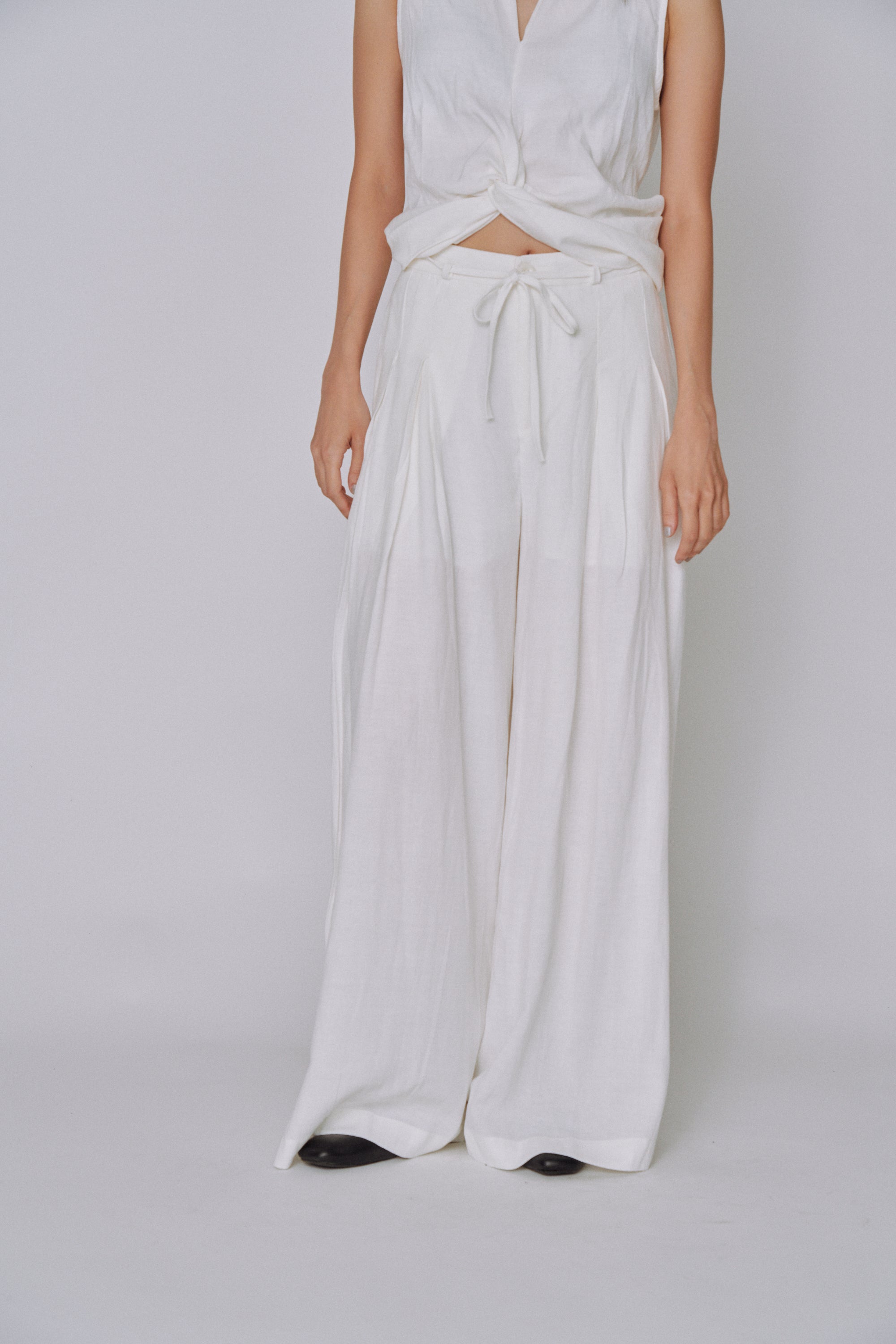 Twist Front Linen Set