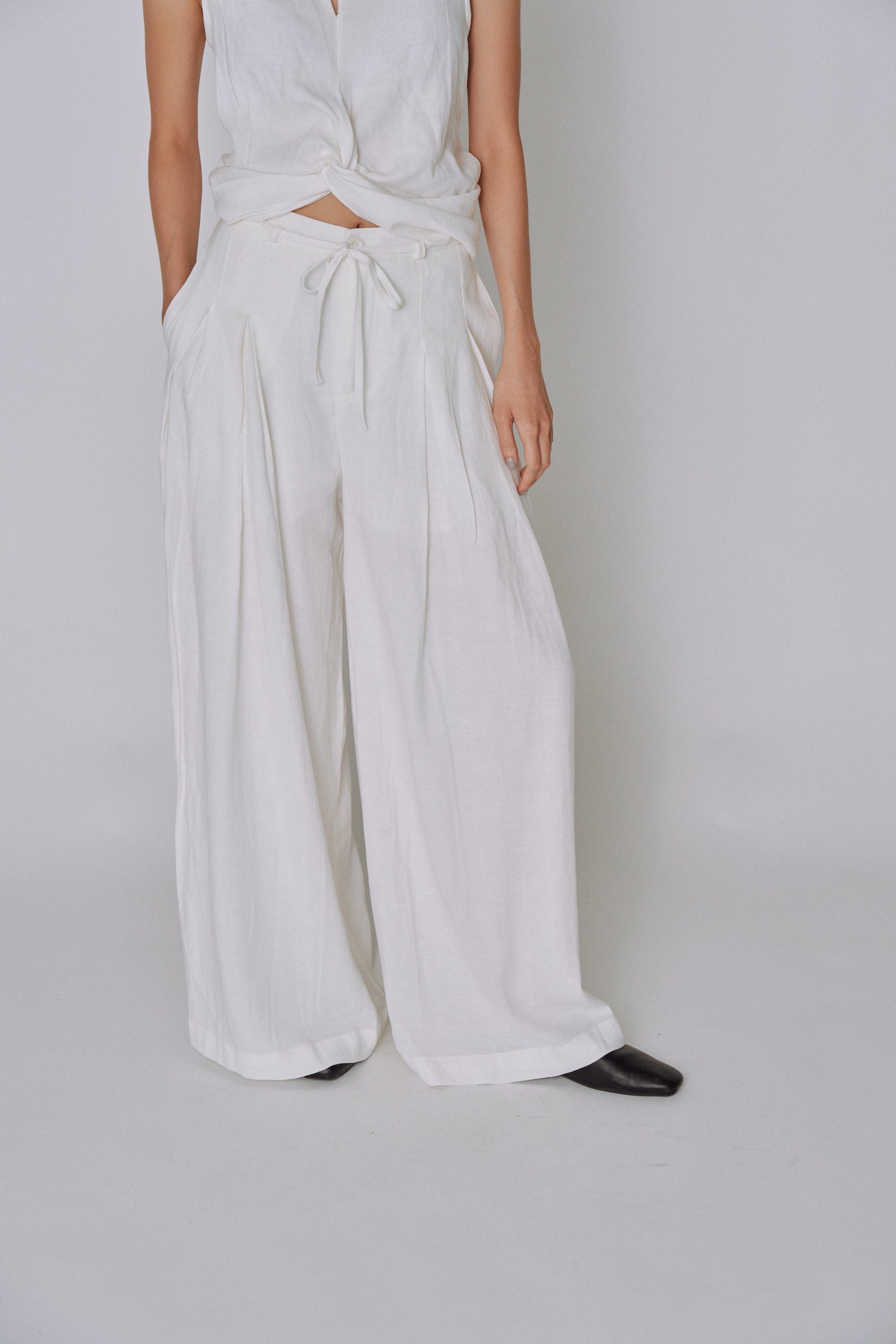 Twist Front Linen Set