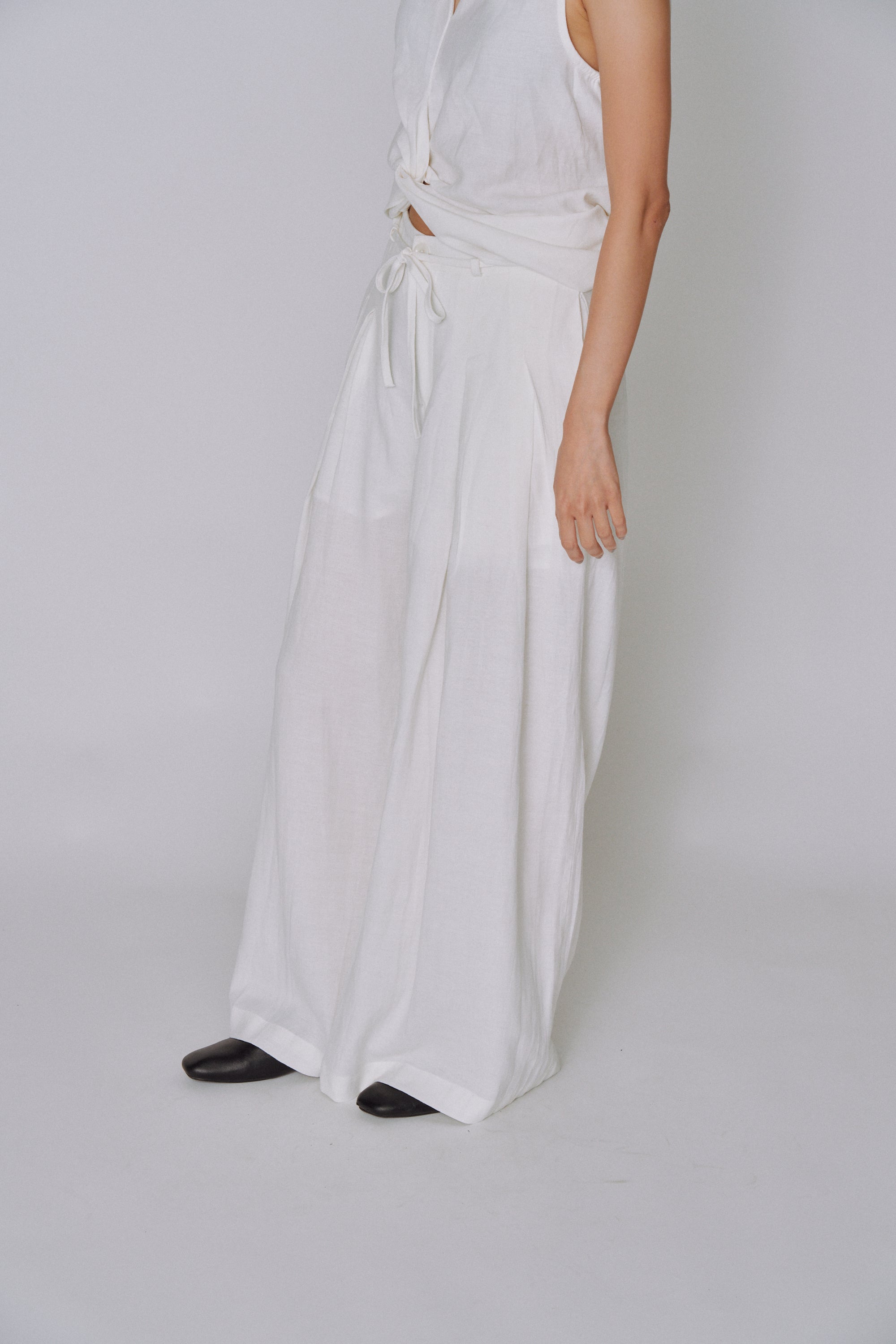 Twist Front Linen Set