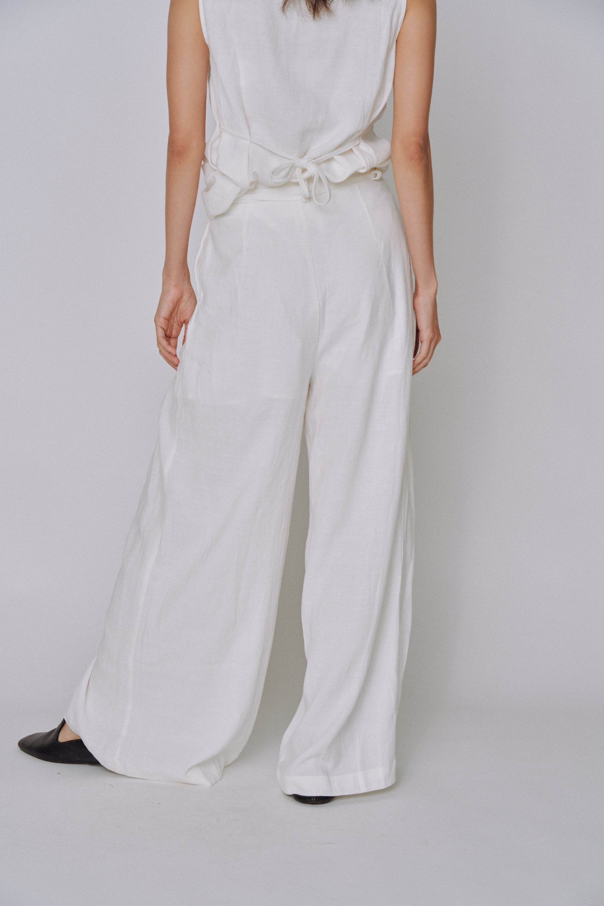Twist Front Linen Set