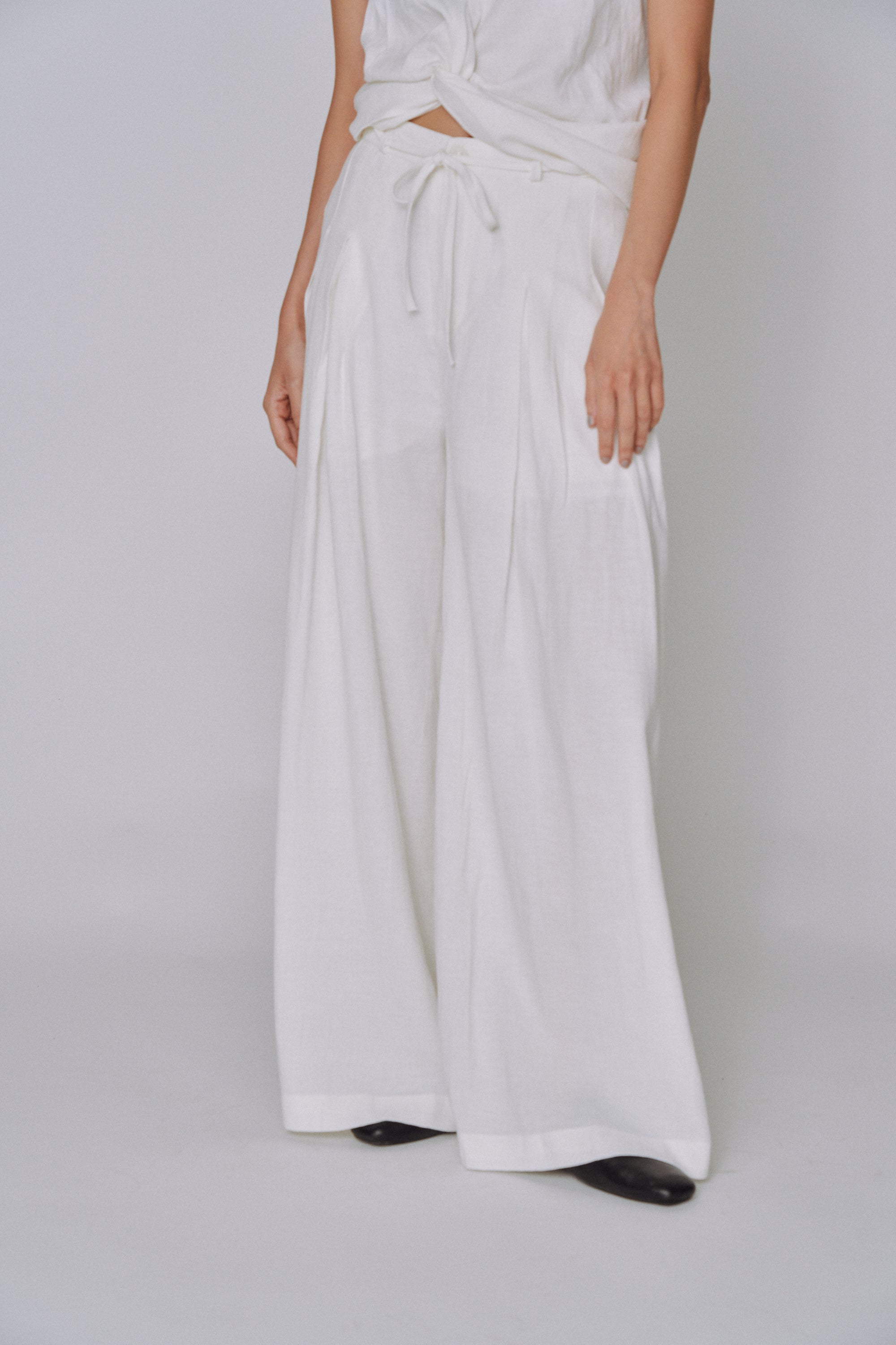 Twist Front Linen Set