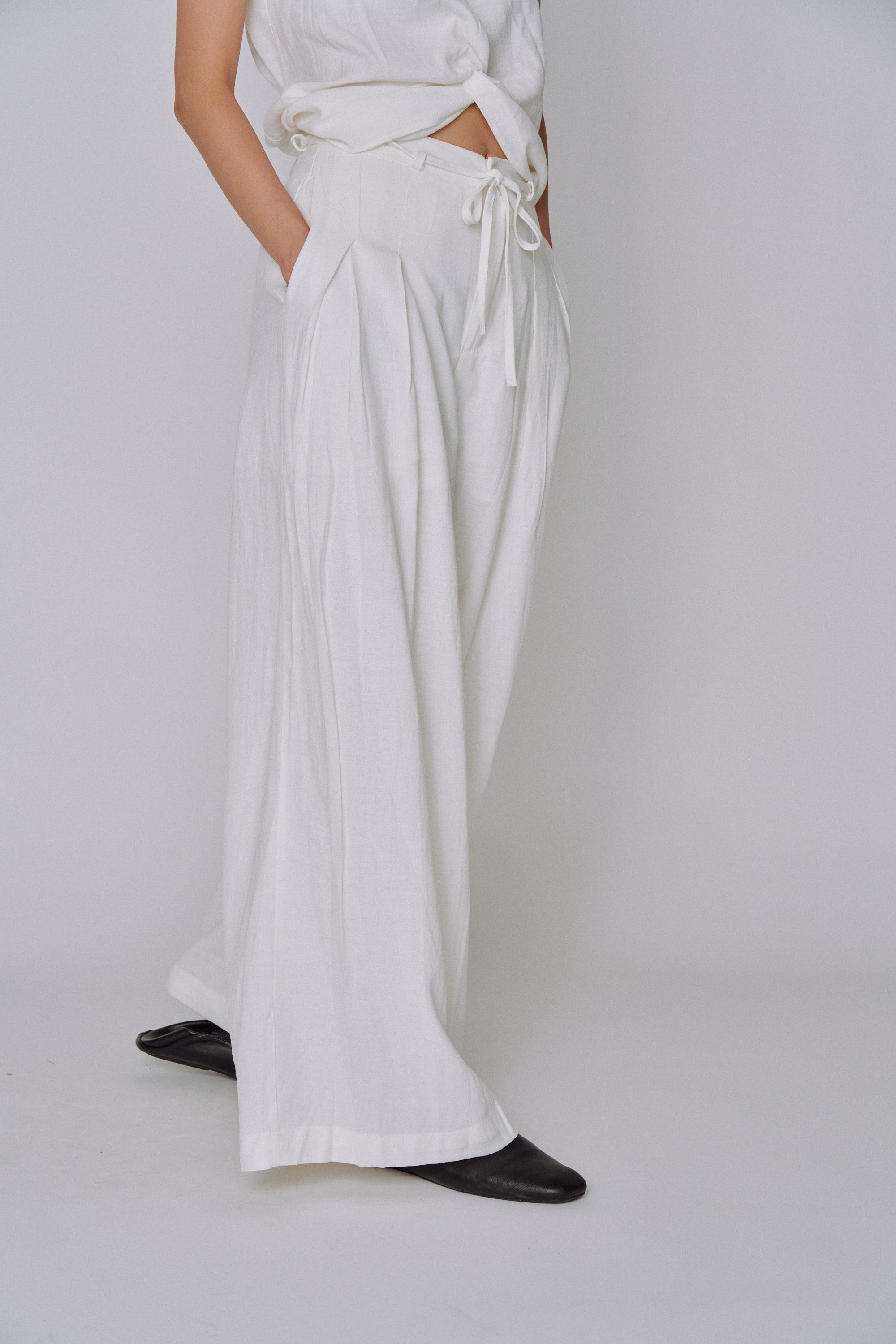 Twist Front Linen Set