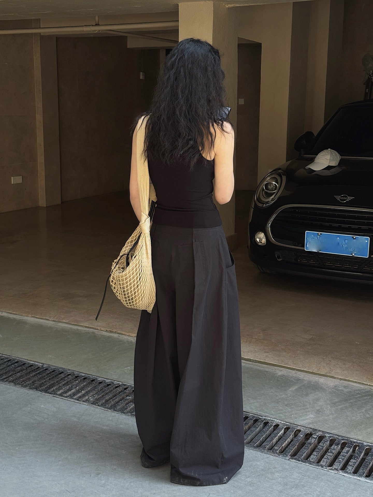 Ultra Wide High-Waist Tuck Pants