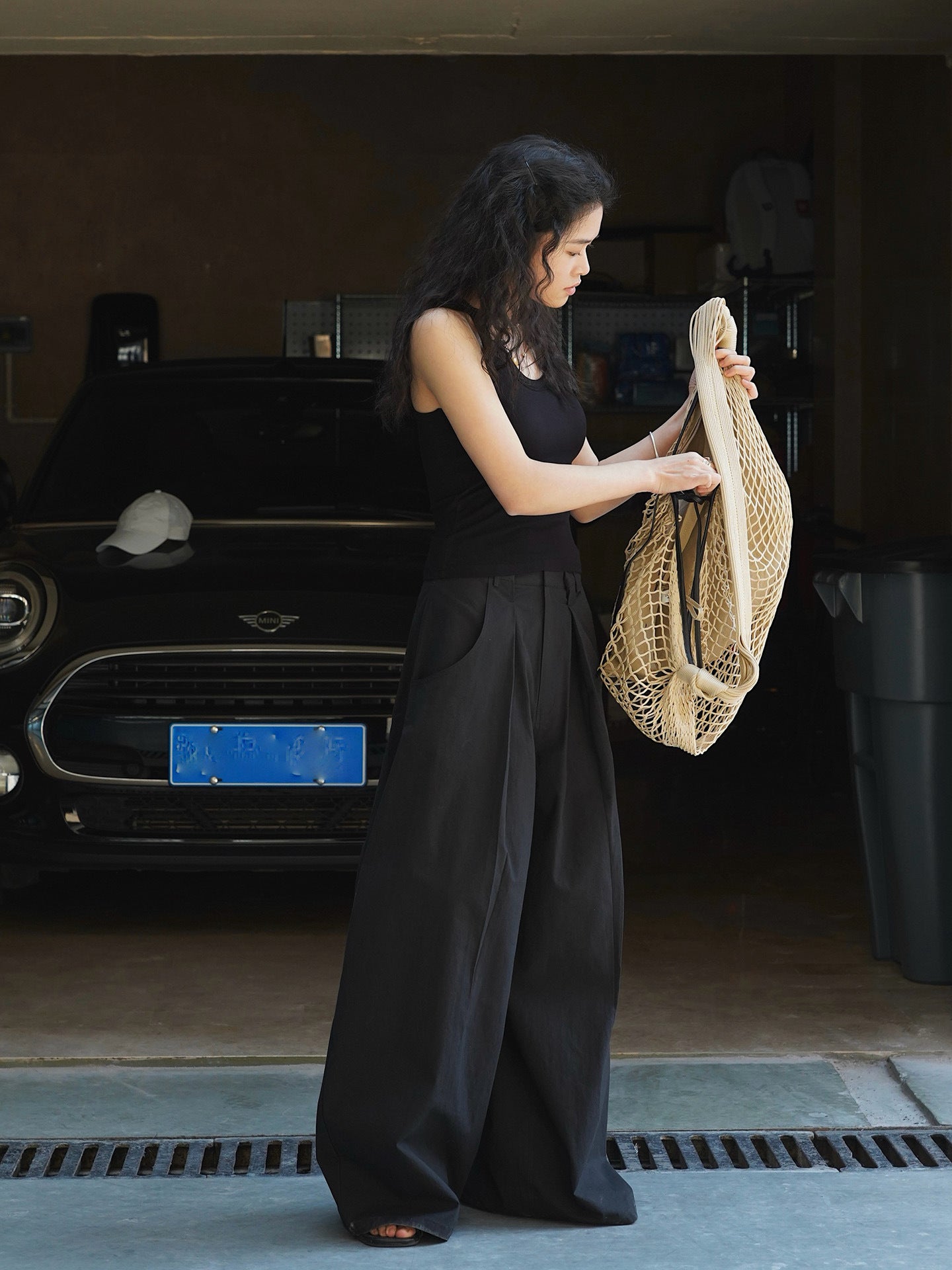 Ultra Wide High-Waist Tuck Pants
