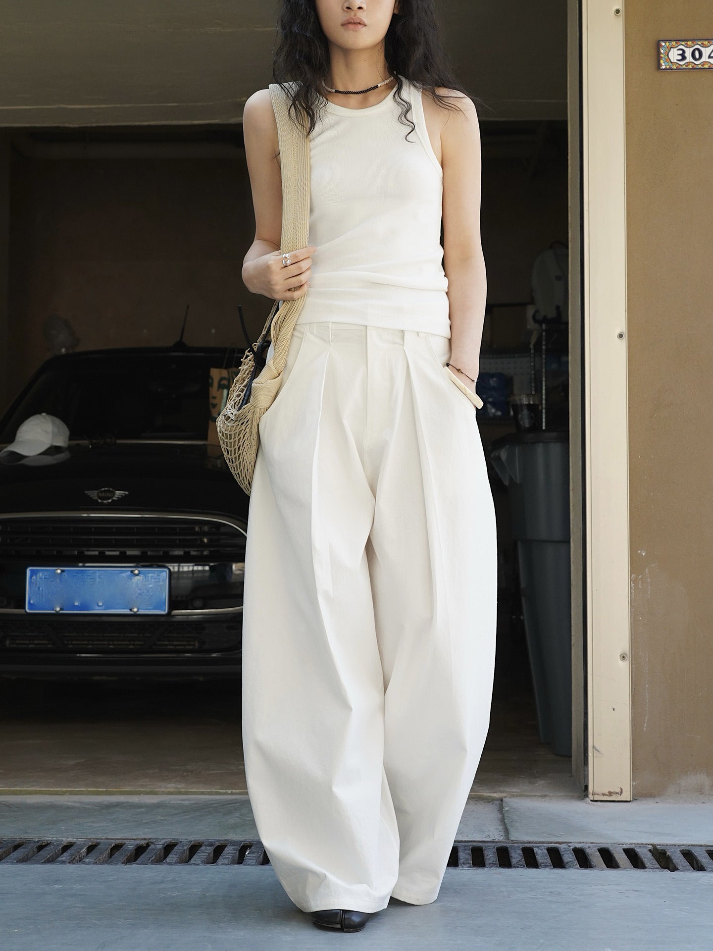 Ultra Wide High-Waist Tuck Pants