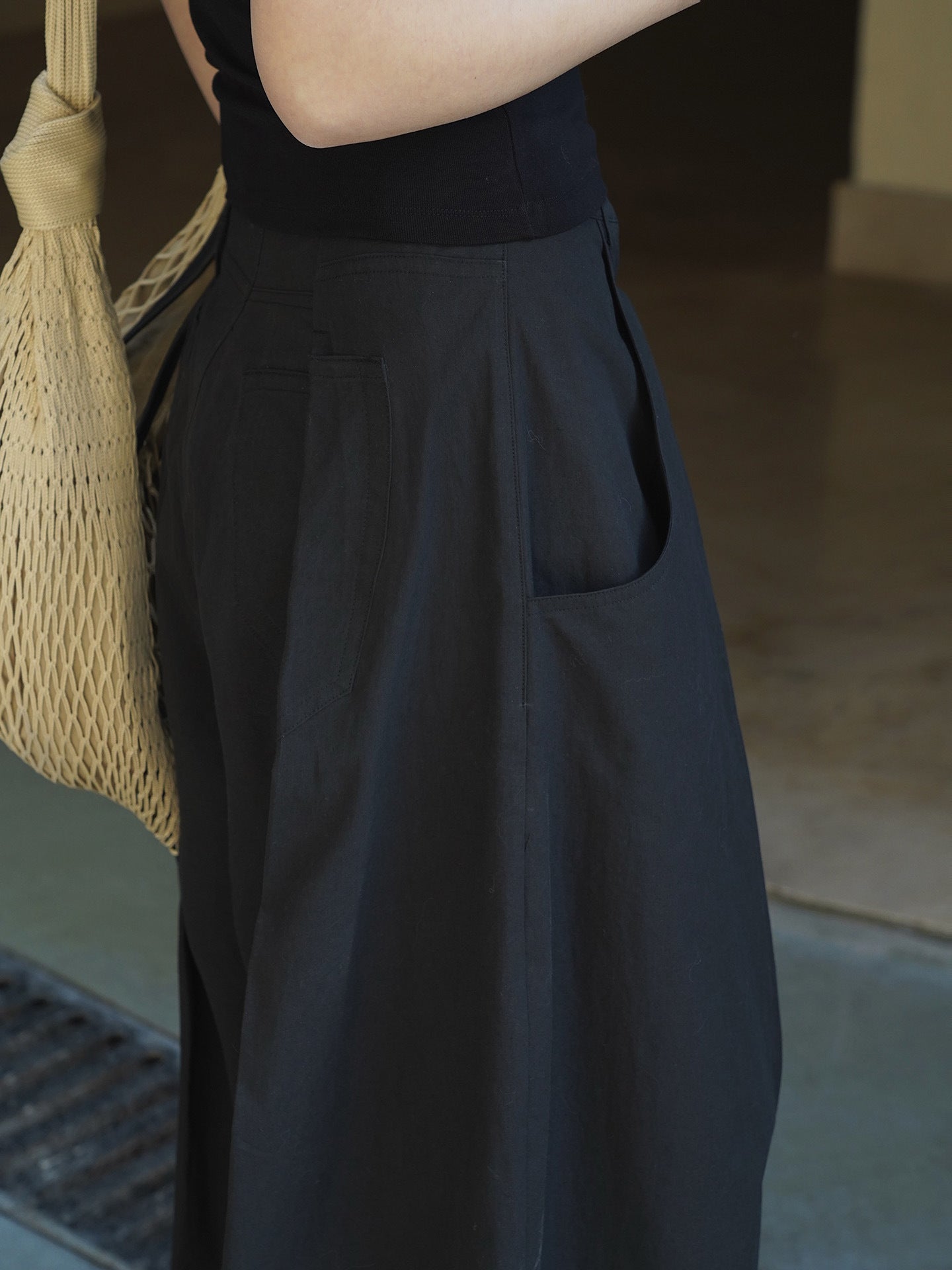 Ultra Wide High-Waist Tuck Pants