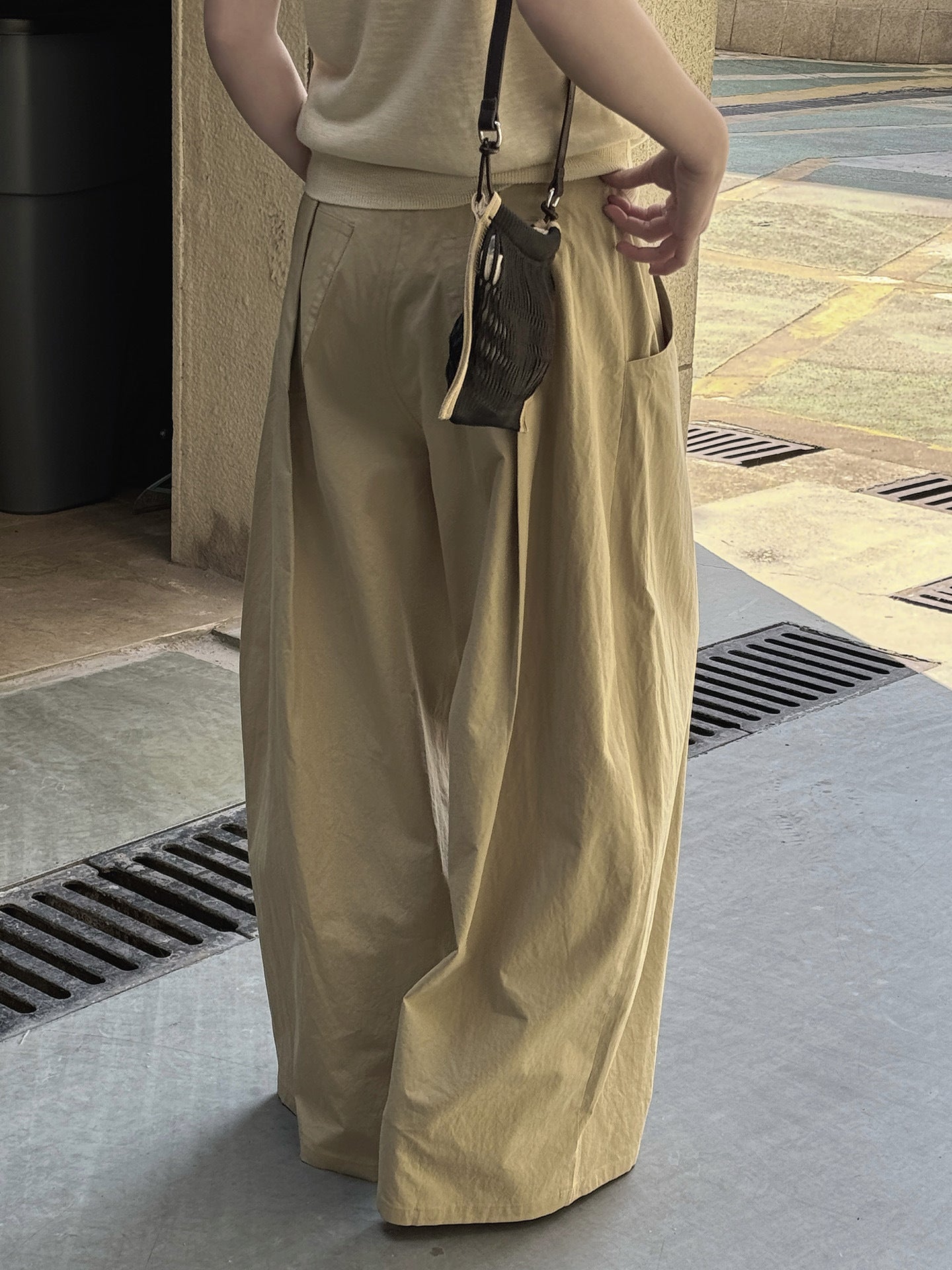 Ultra Wide High-Waist Tuck Pants