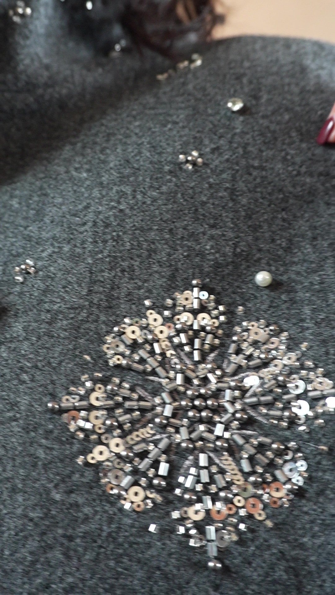 Beaded wool short jacket