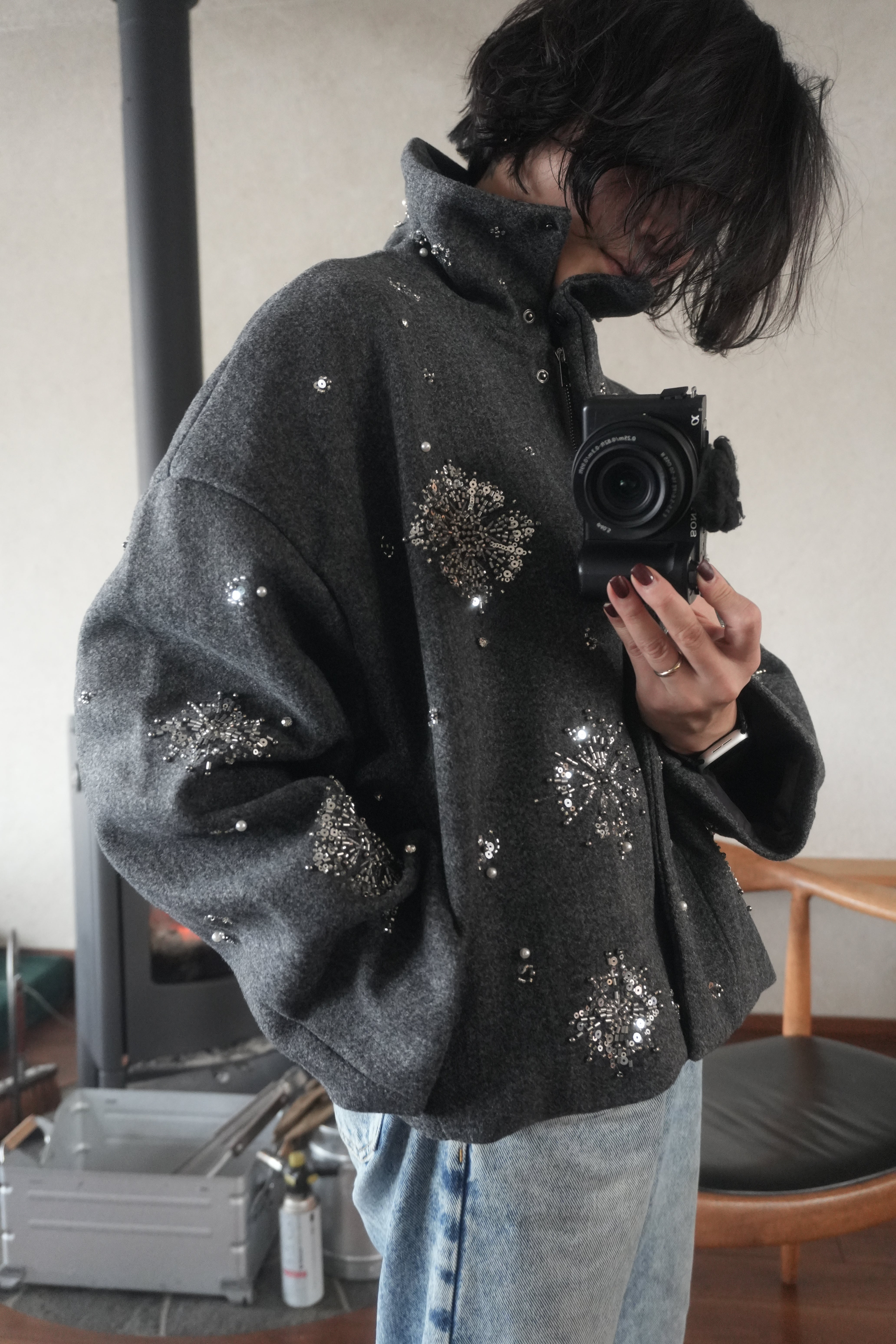 Beaded wool short jacket