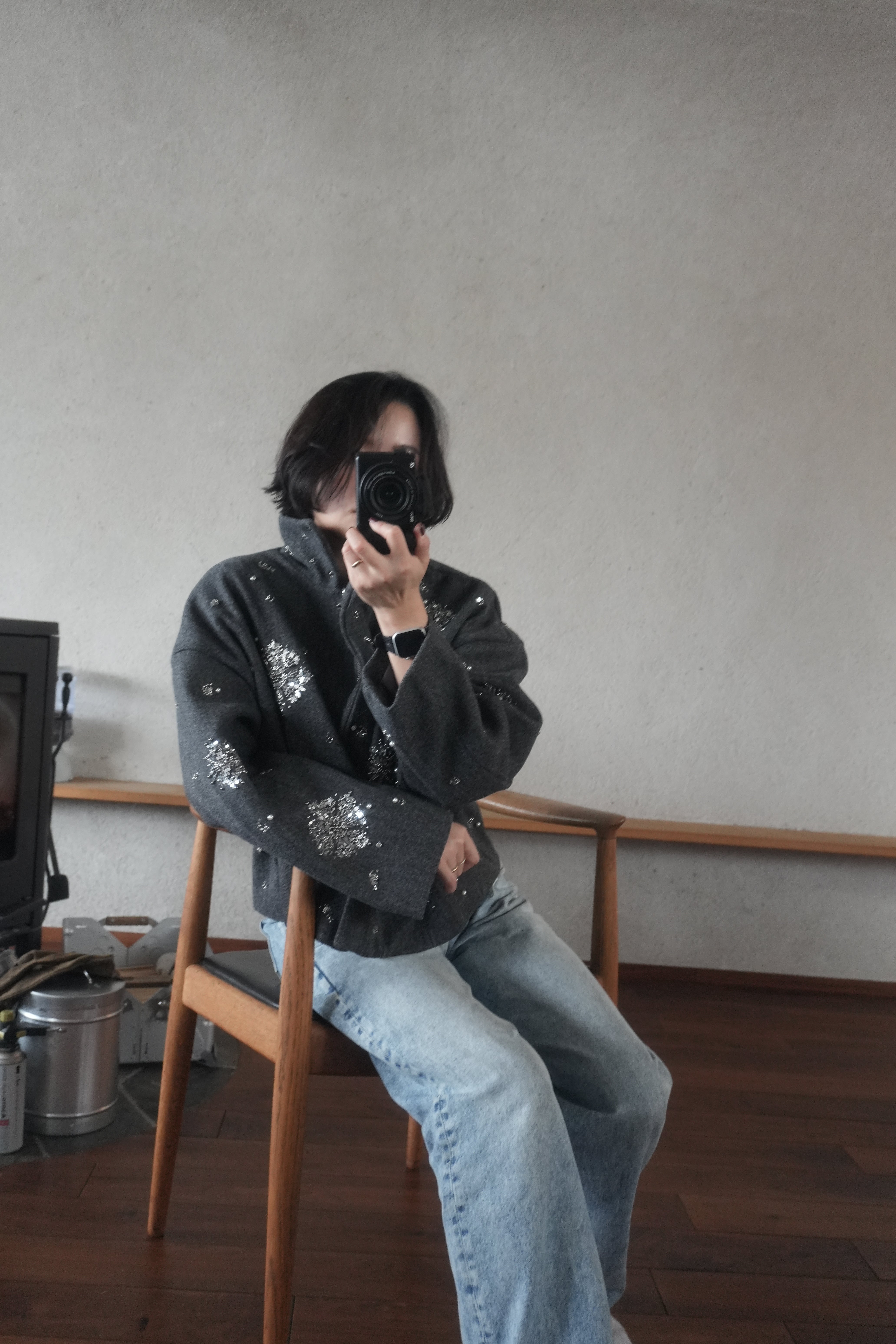 Beaded wool short jacket