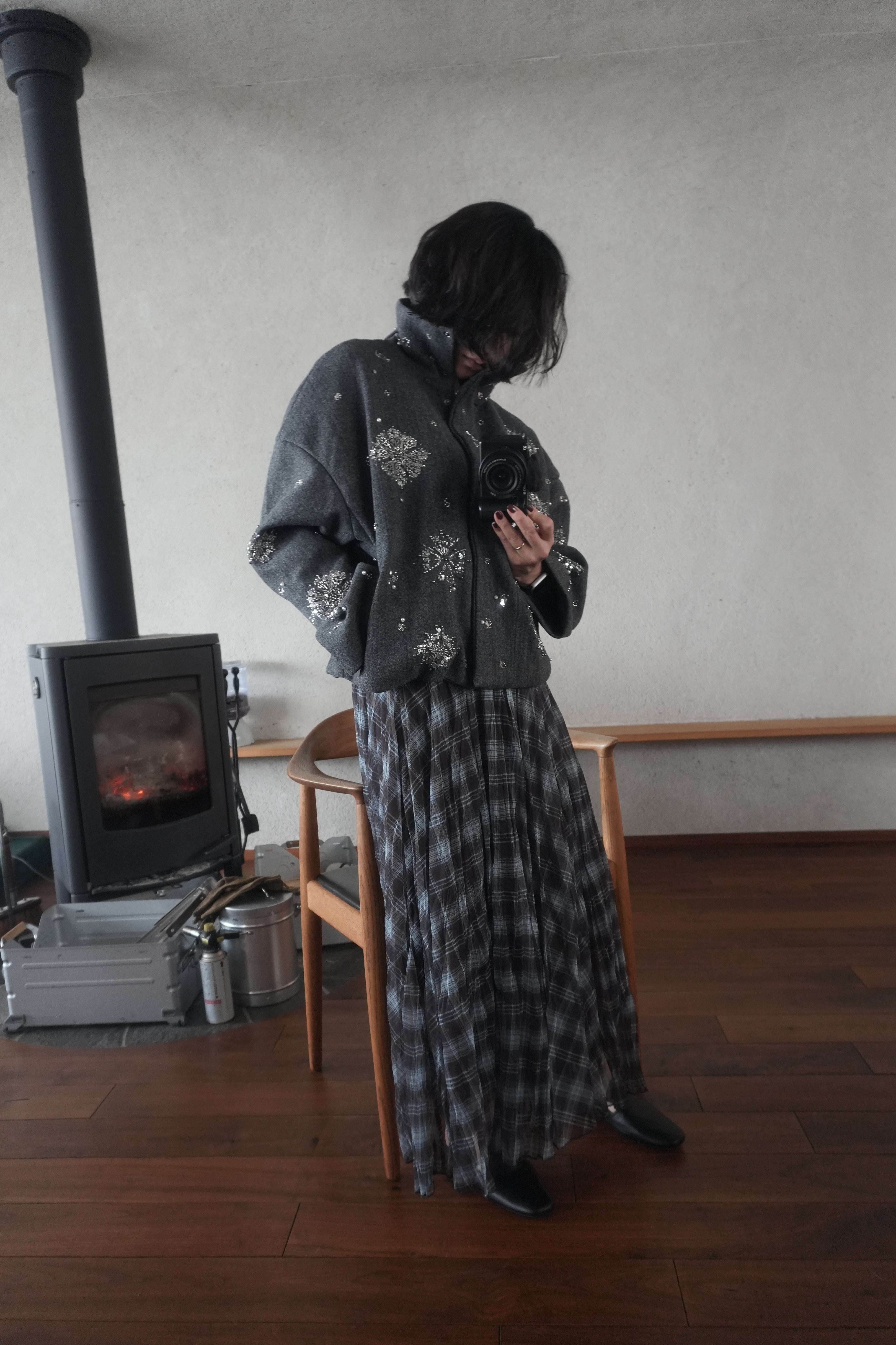 Beaded wool short jacket