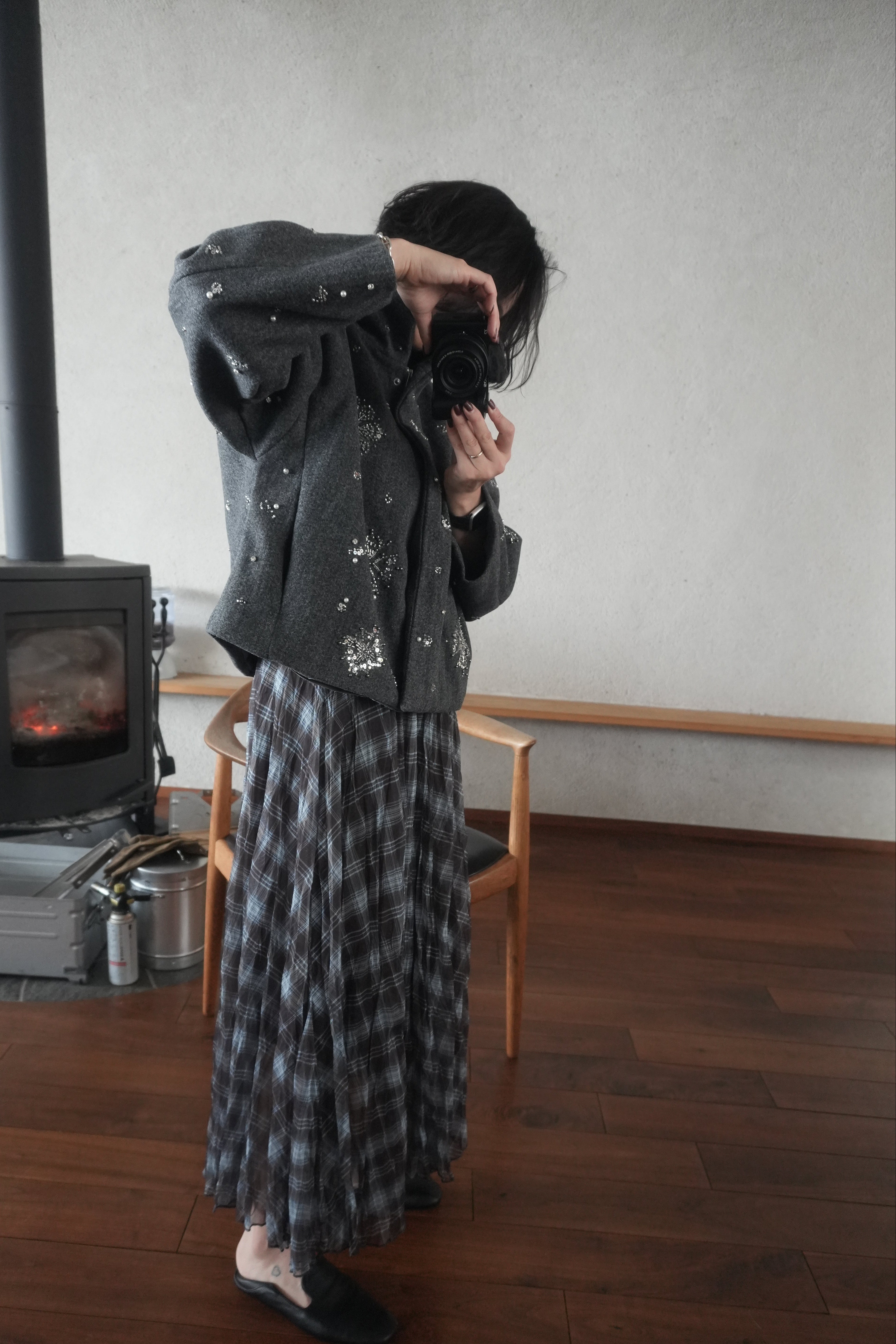 Beaded wool short jacket