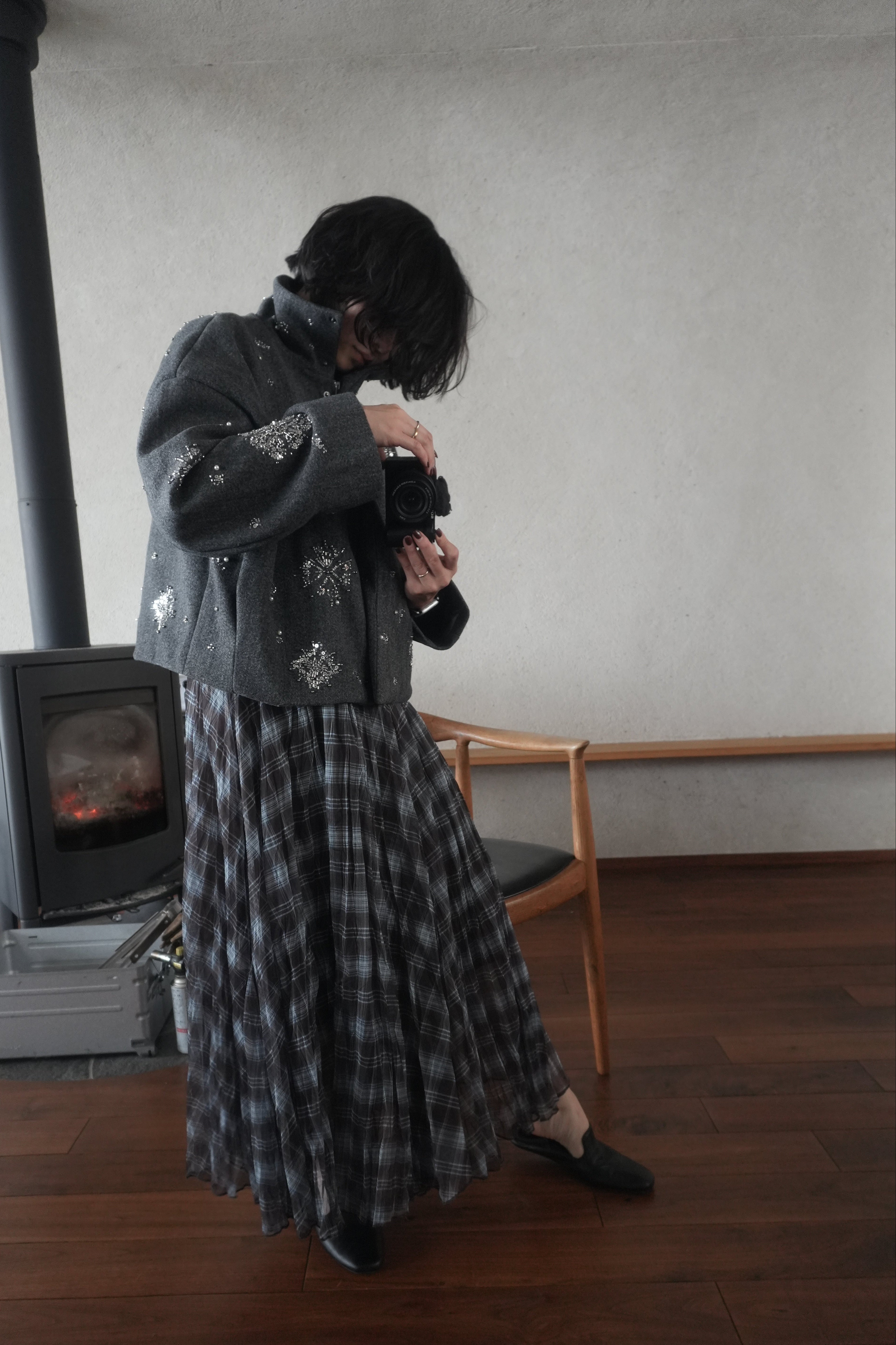 Beaded wool short jacket