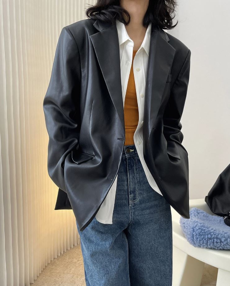 Solid vegan leather jacket 