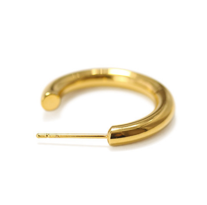 Simple hoop pierce