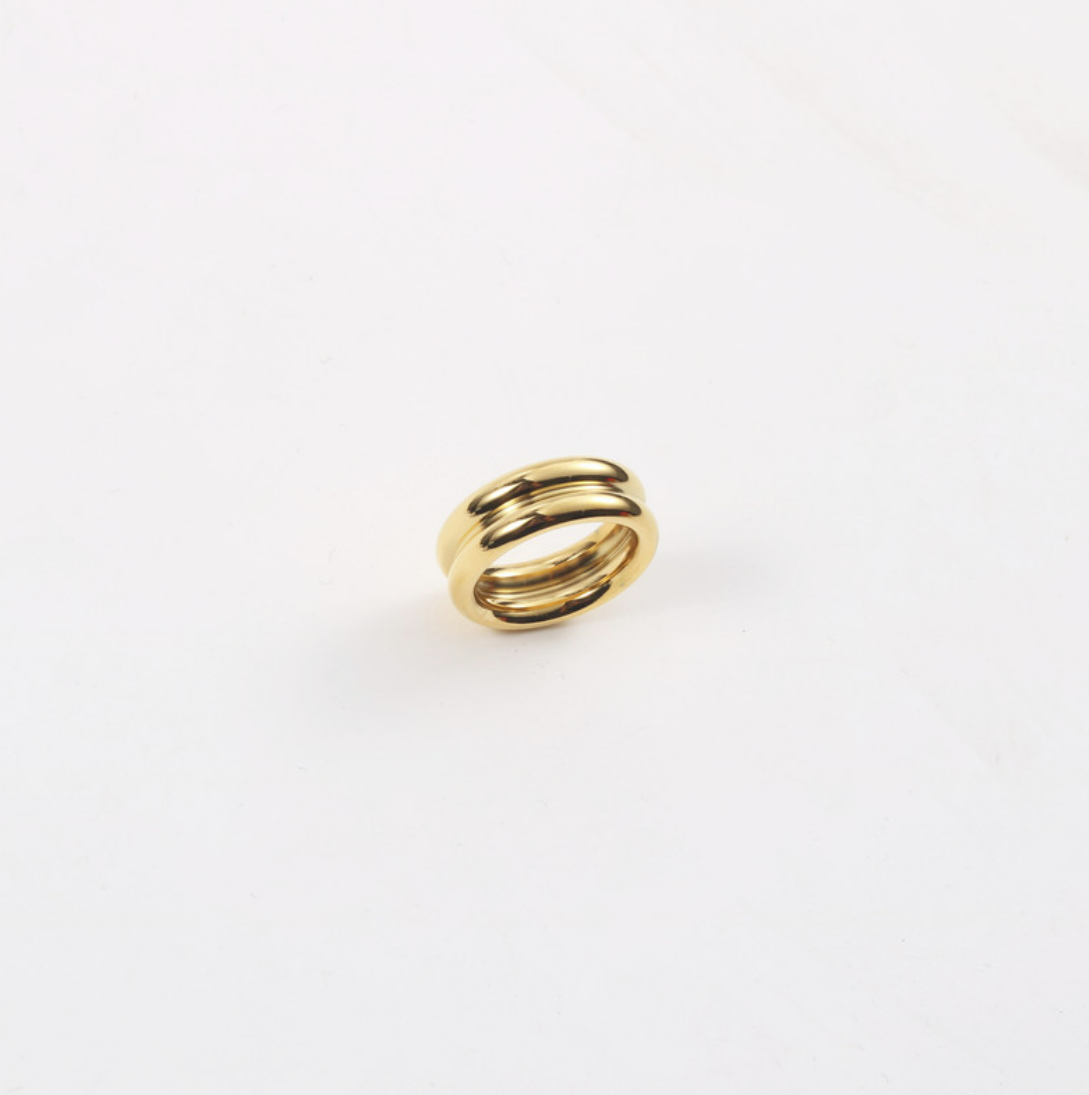 Double hoop ring