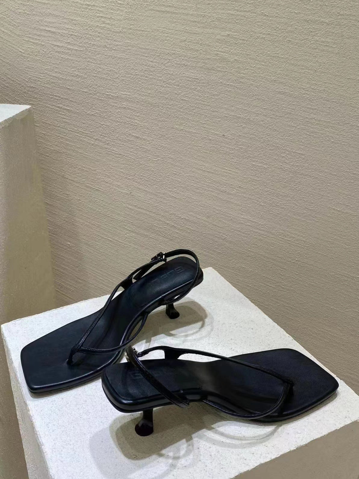 thong sandal