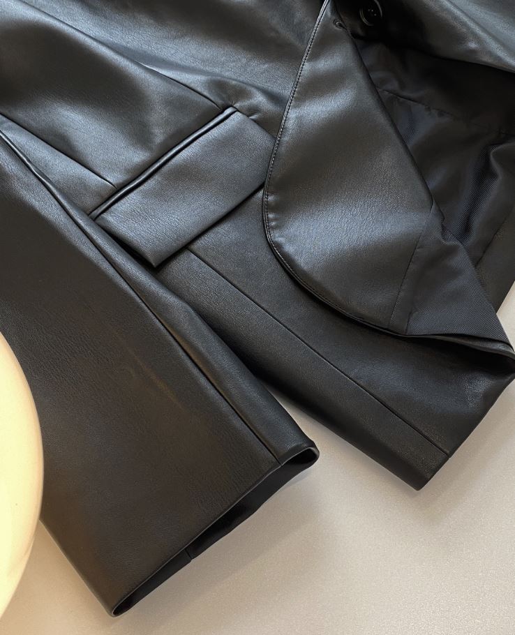 Solid vegan leather jacket 