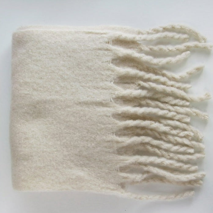 Simple big scarf