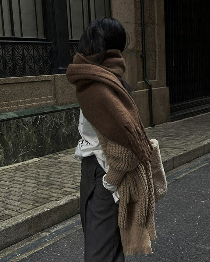 Simple big scarf