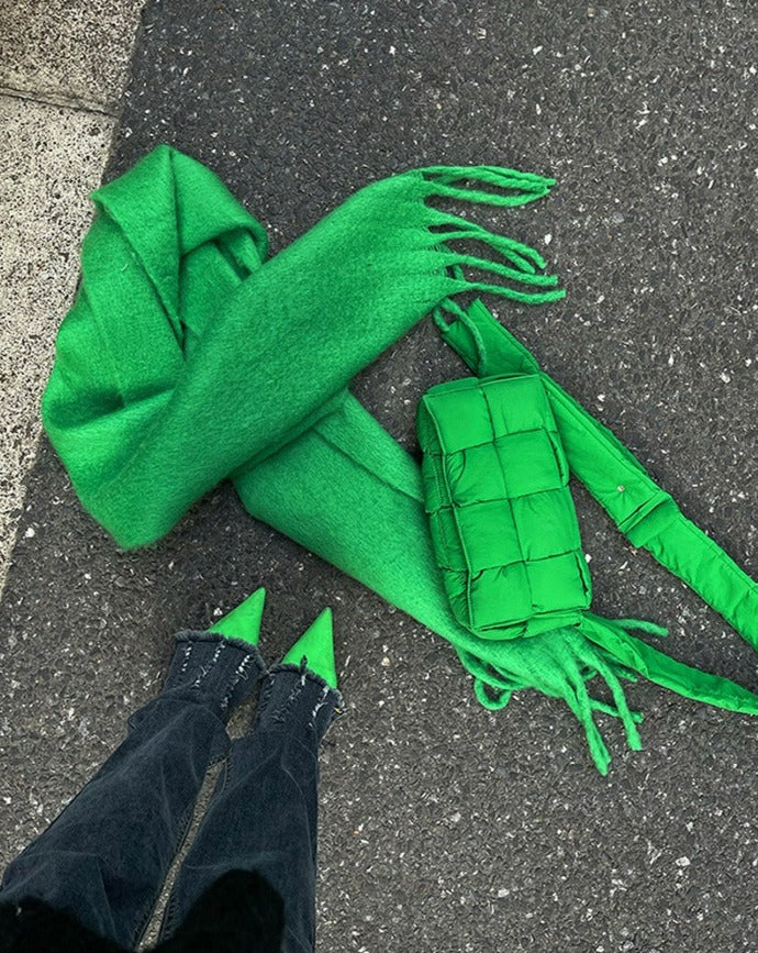 Simple big scarf